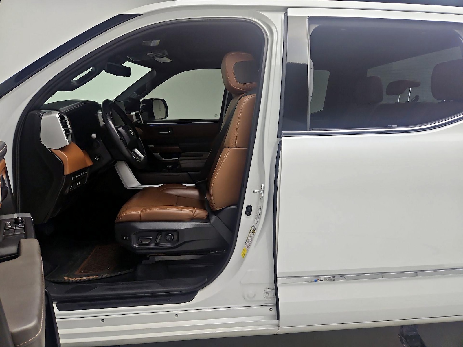 2023 Toyota Tundra 1794 Edition - Photo 10