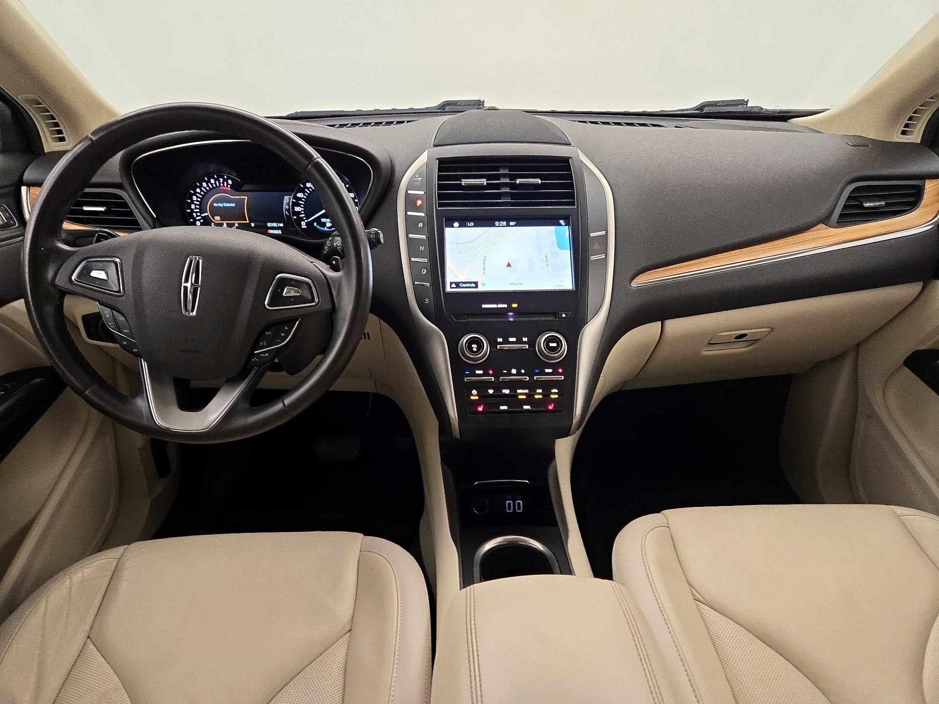 Thumbnail: 2016 Lincoln MKC - 9