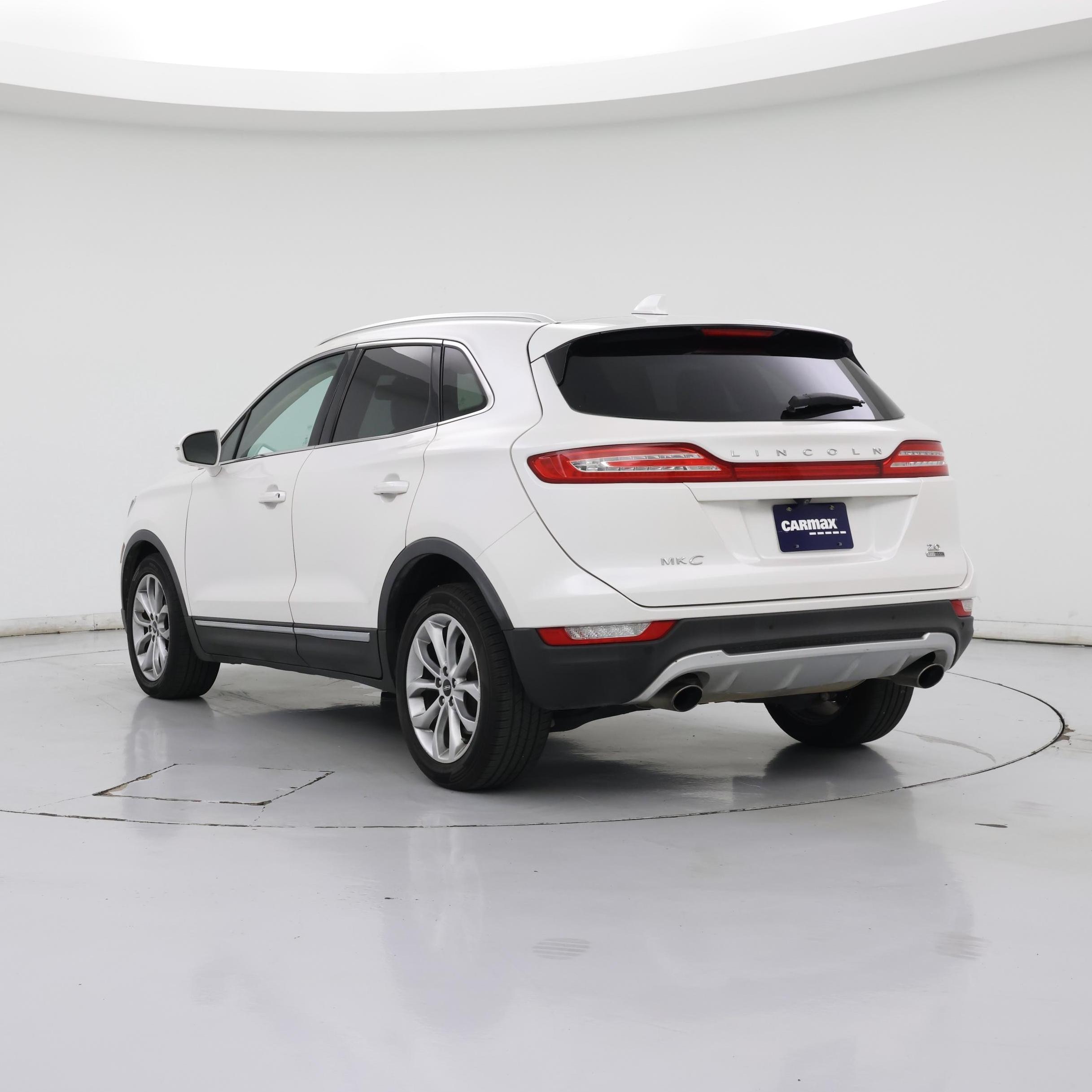 Thumbnail: 2016 Lincoln MKC - 2