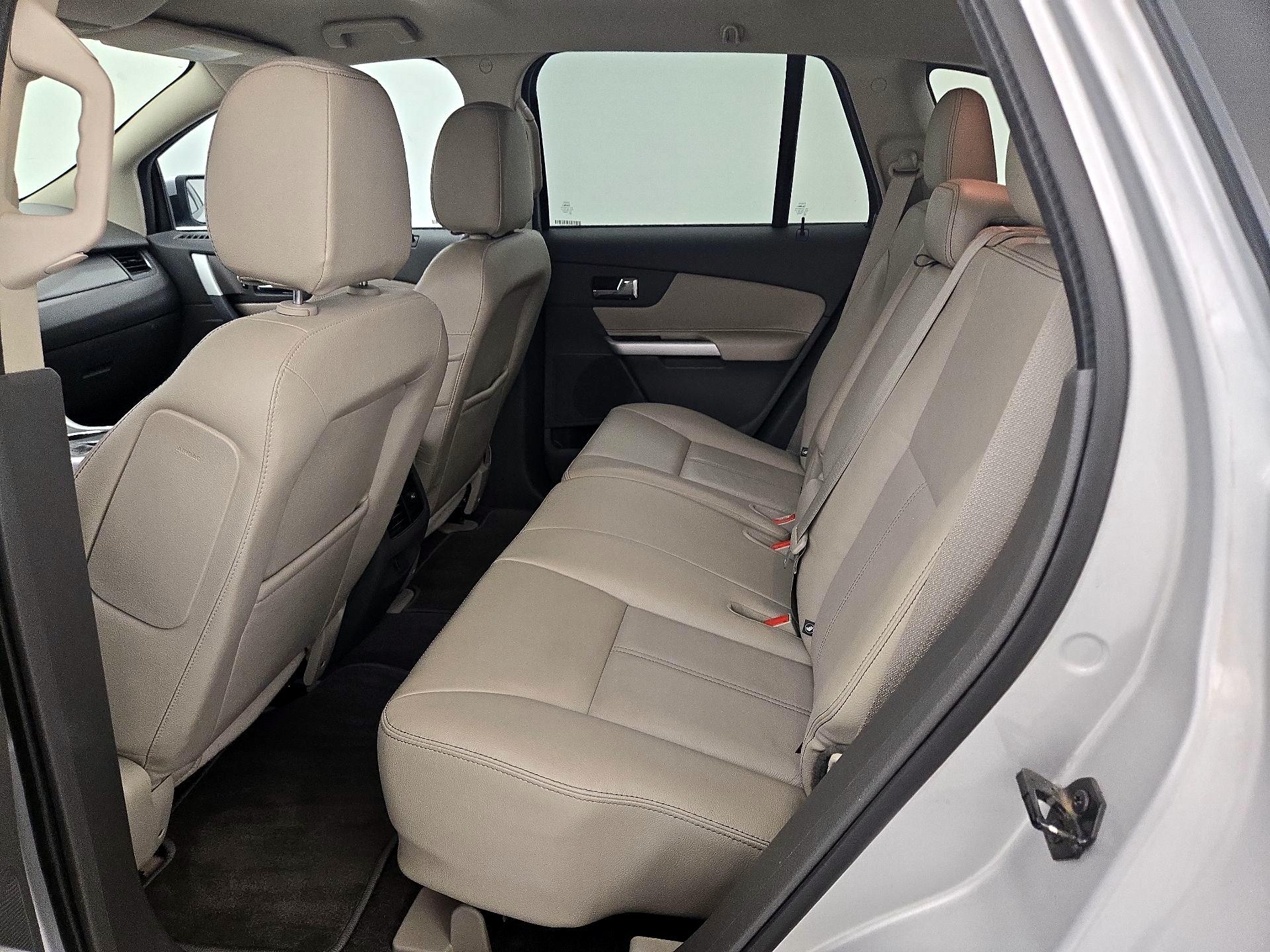 Thumbnail: 2014 Ford Edge - 19