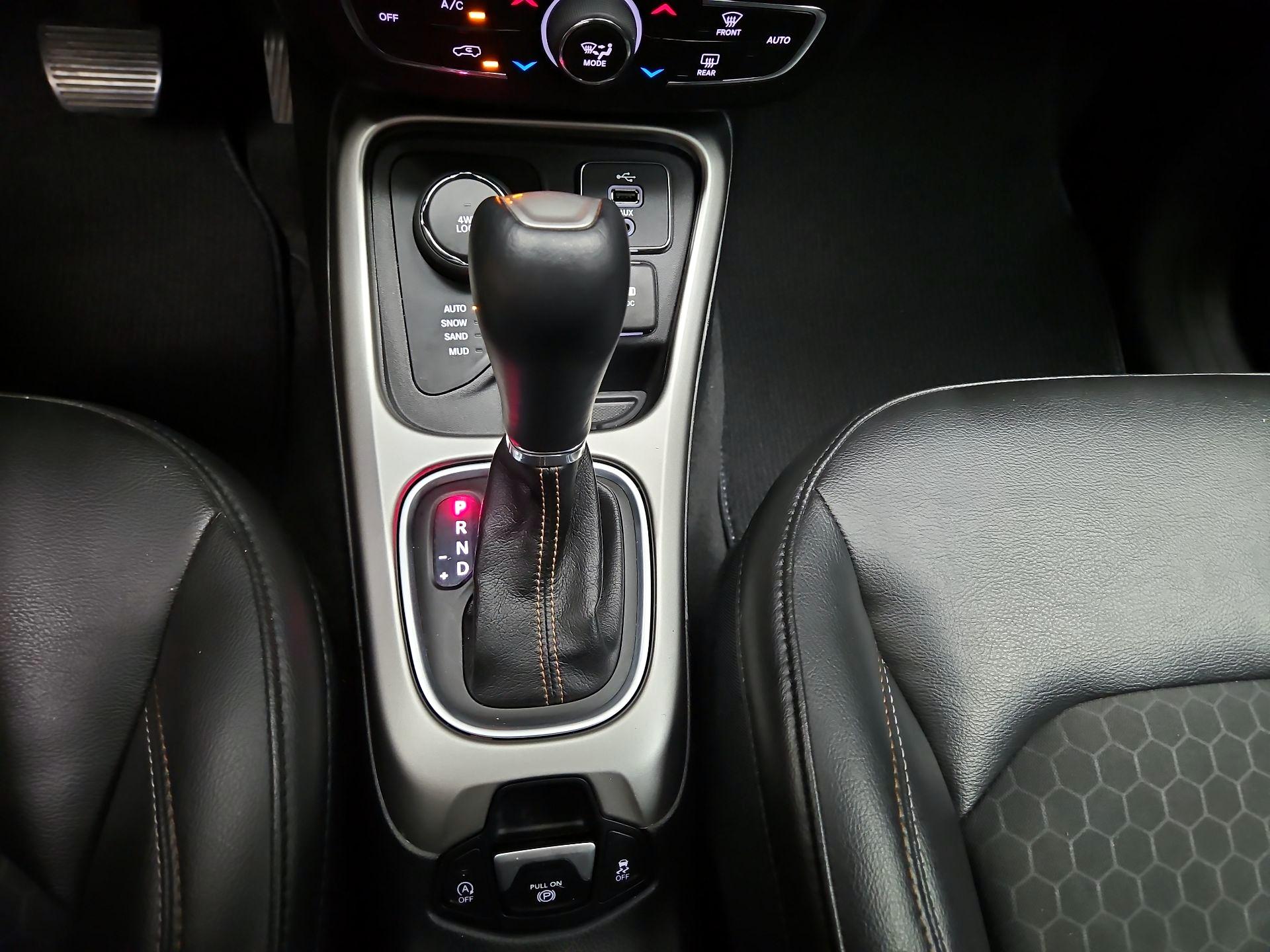 Thumbnail: 2018 Jeep Compass - 17