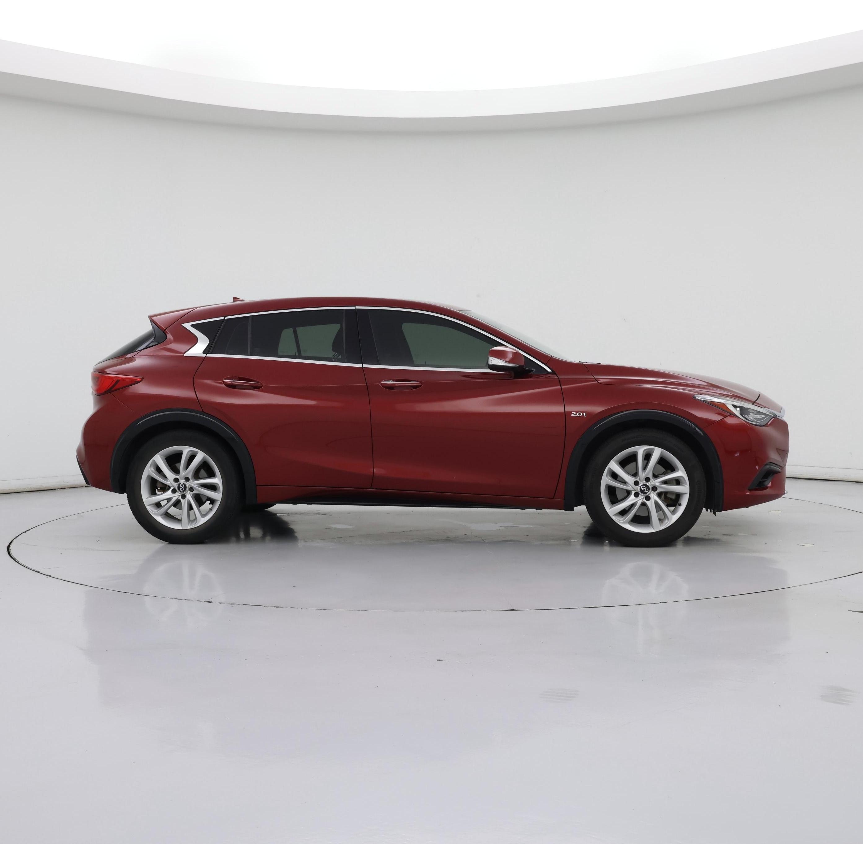 Thumbnail: 2018 INFINITI QX30 - 7