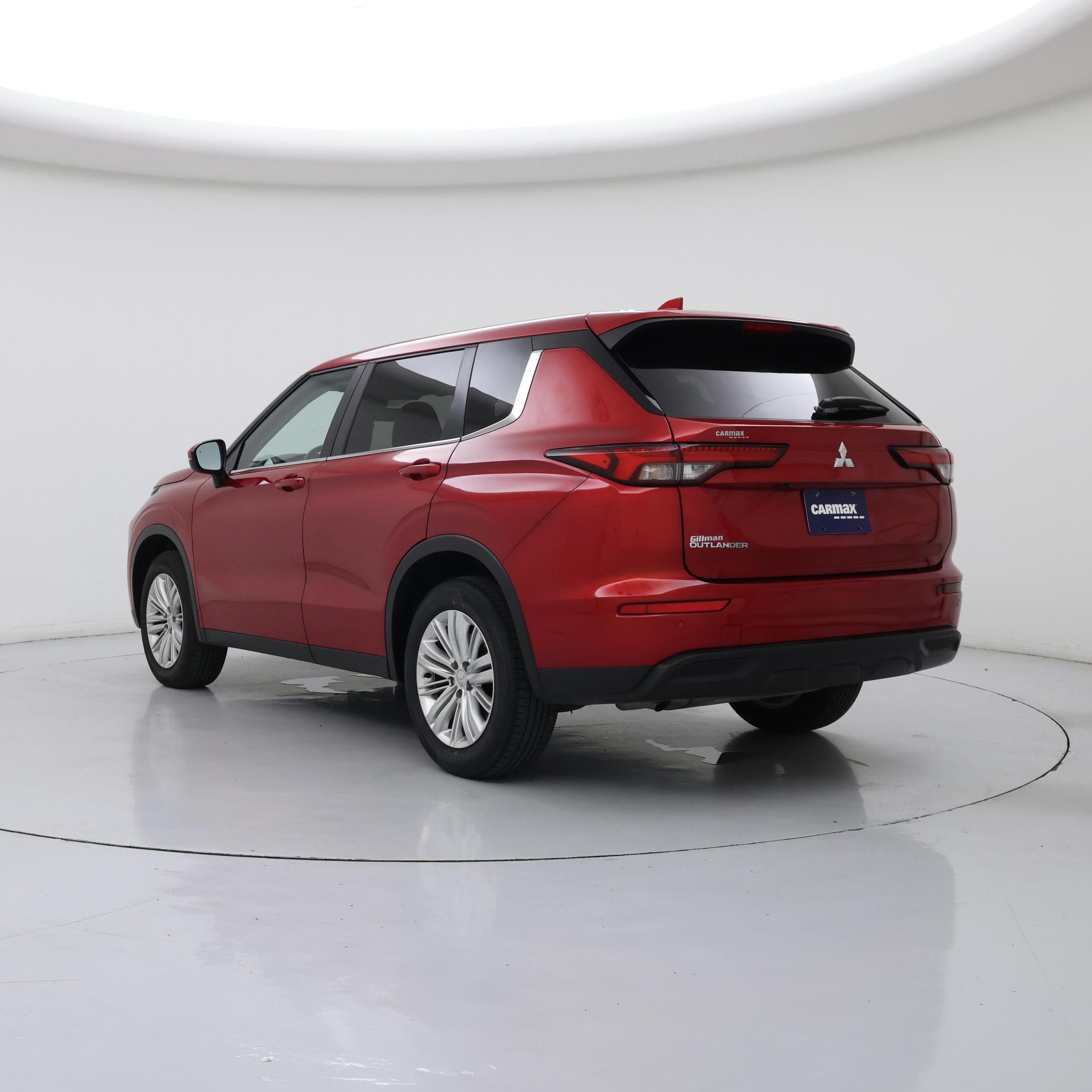Thumbnail: 2024 Mitsubishi Outlander - 2