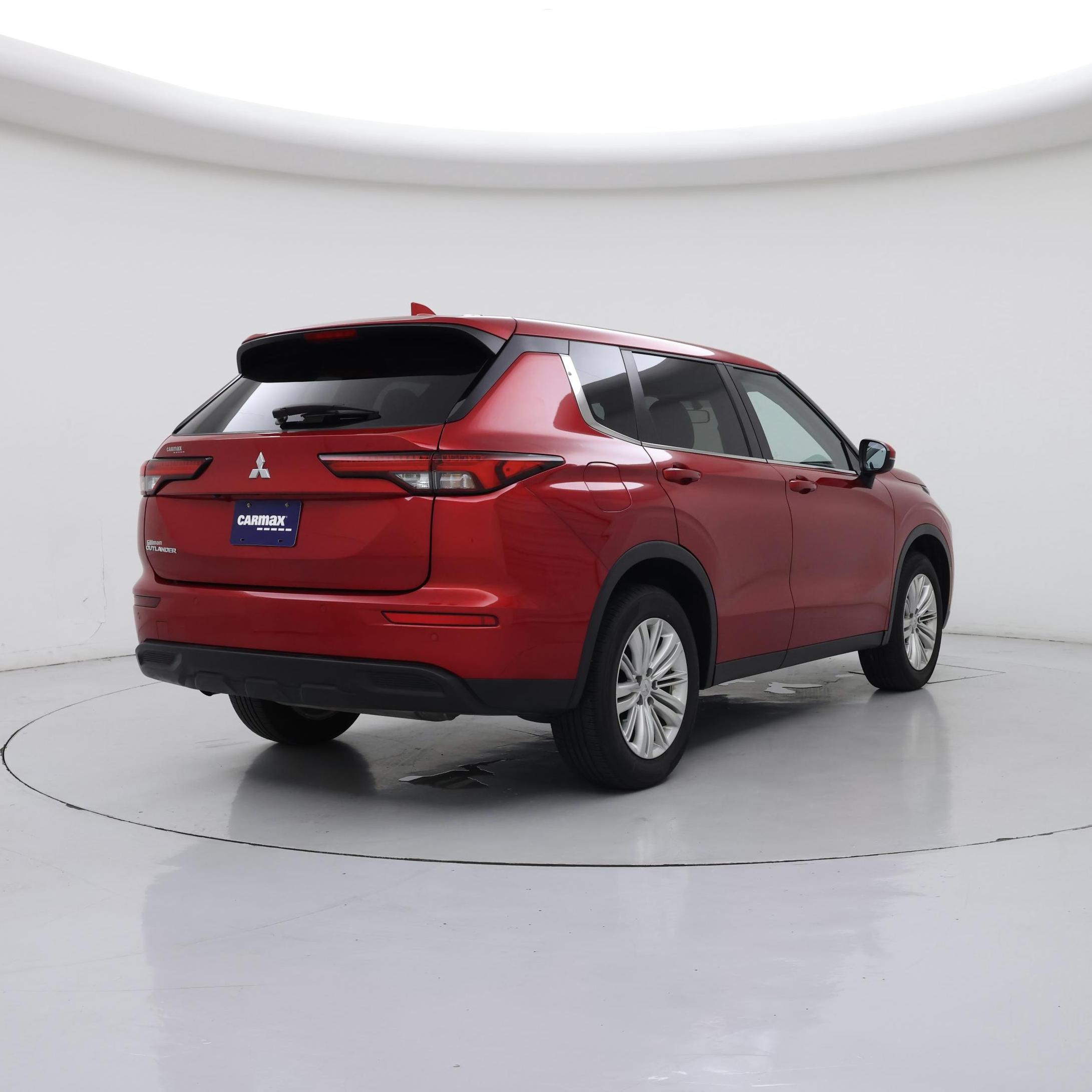 Thumbnail: 2024 Mitsubishi Outlander - 8