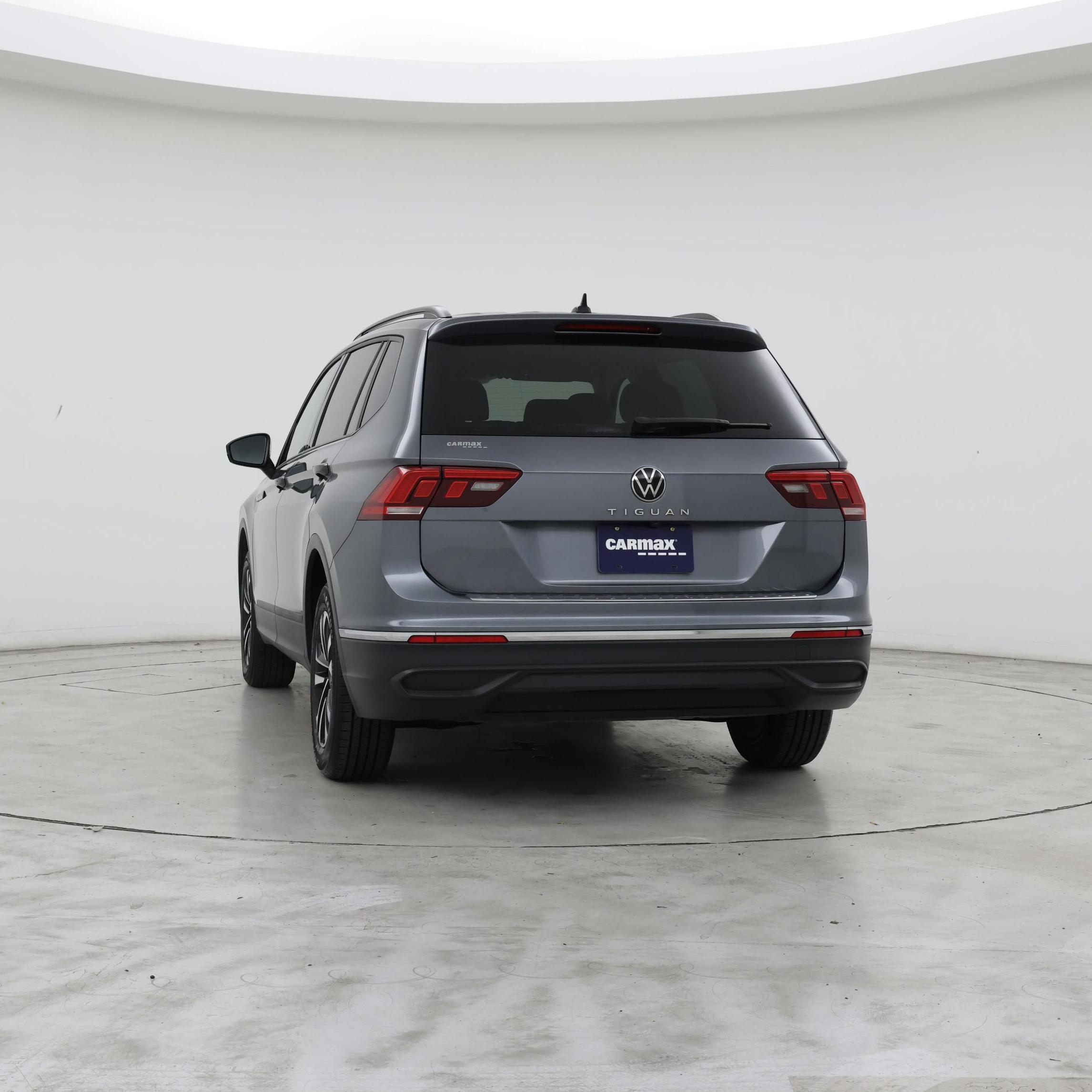 Thumbnail: 2022 Volkswagen Tiguan - 6