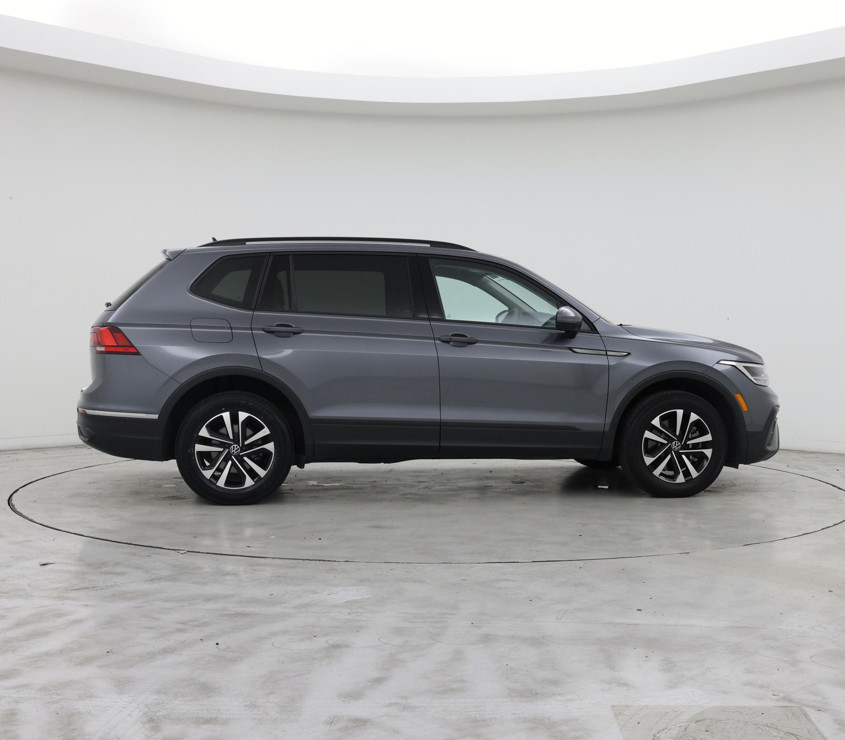 Thumbnail: 2022 Volkswagen Tiguan - 7