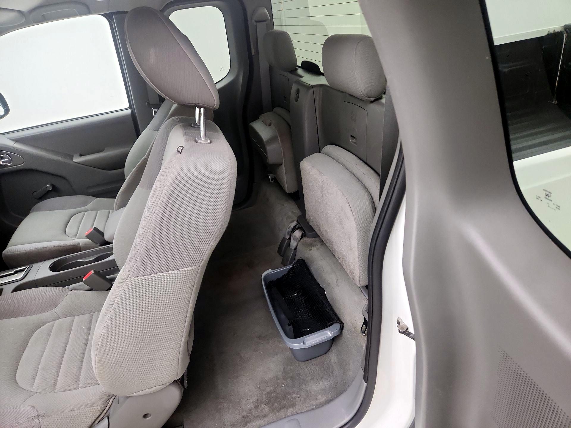 Thumbnail: 2017 Nissan Frontier - 18
