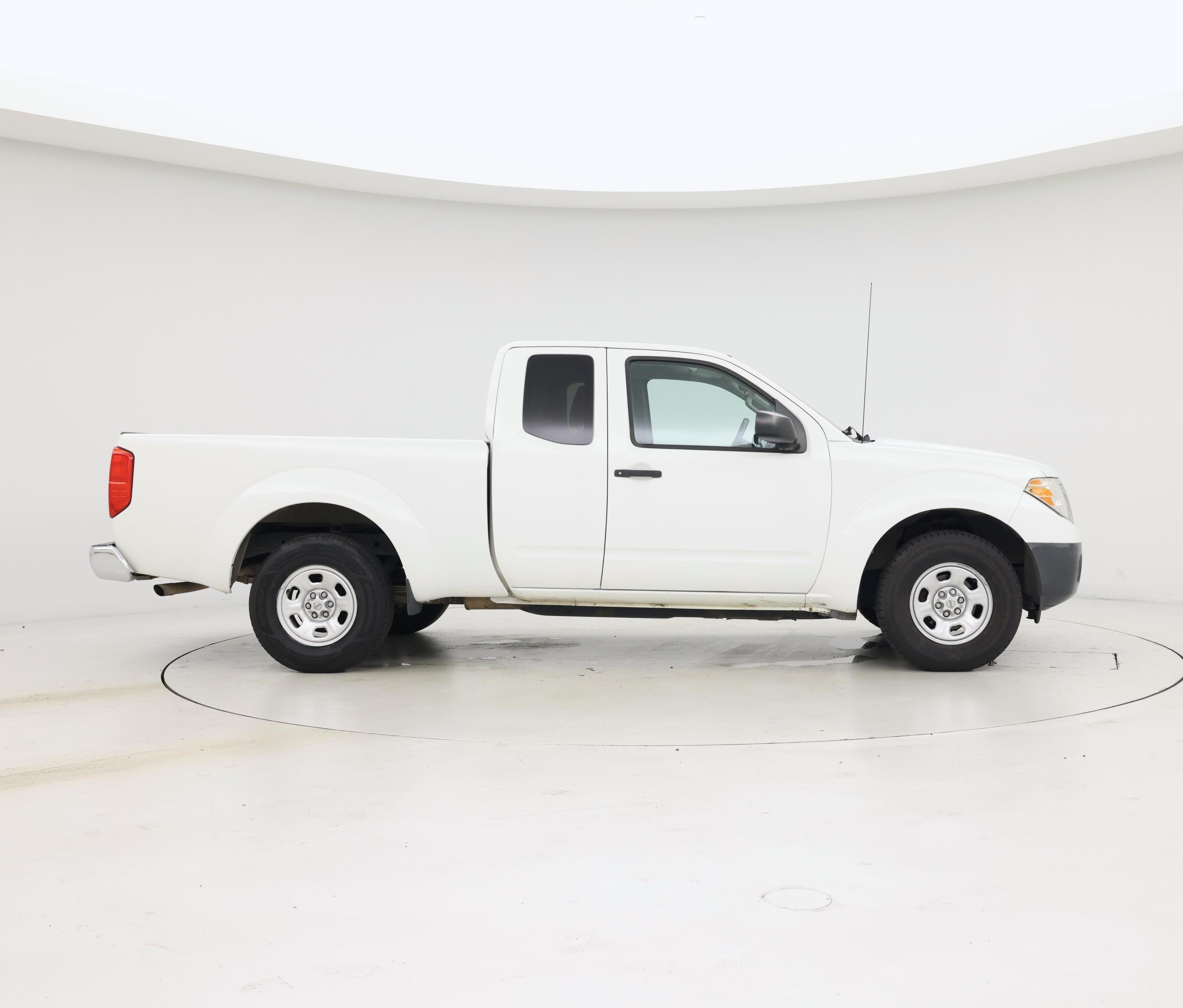 Thumbnail: 2017 Nissan Frontier - 7