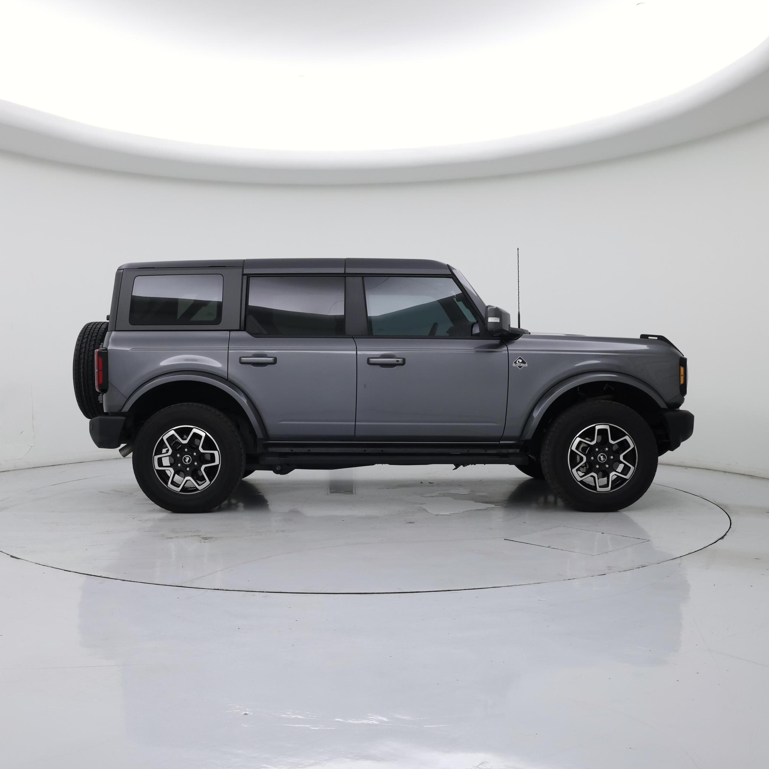 Thumbnail: 2024 Ford Bronco - 7
