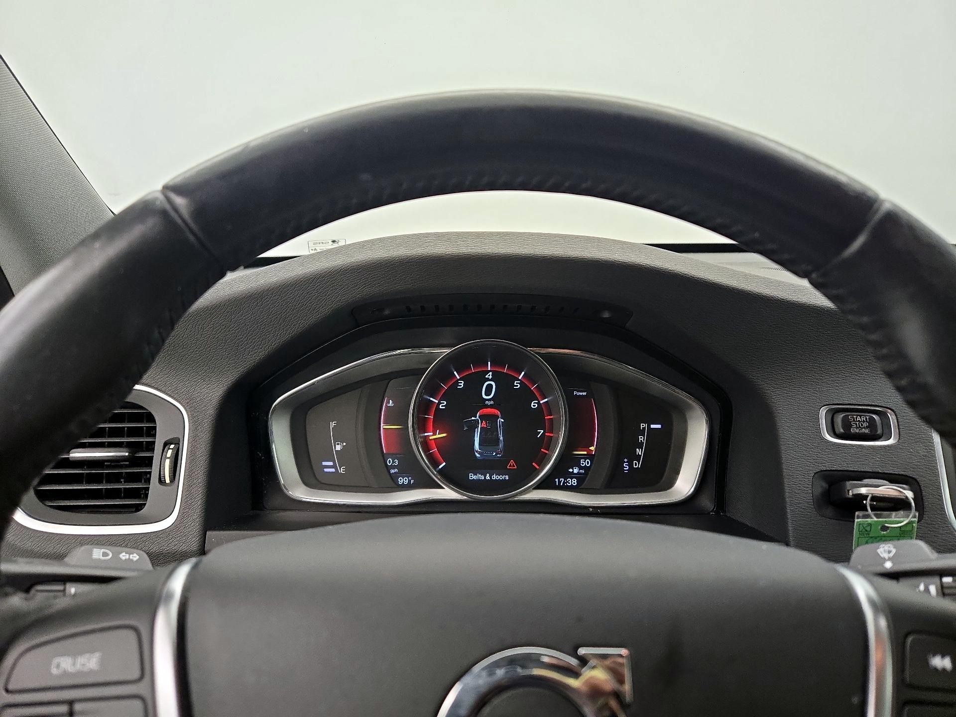 Thumbnail: 2018 Volvo S60 - 9