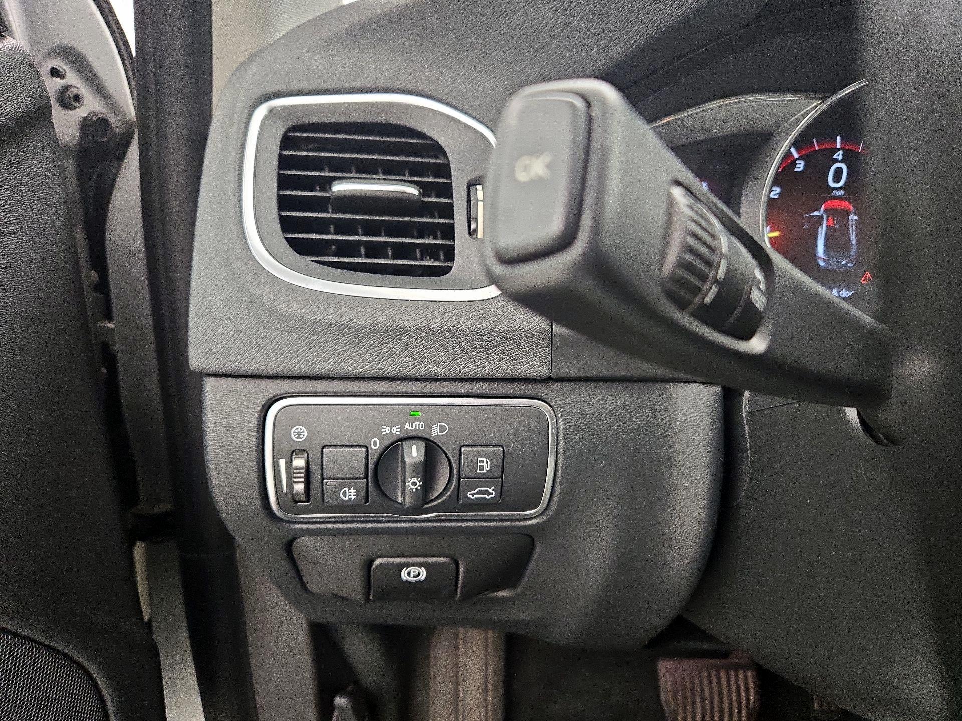 Thumbnail: 2018 Volvo S60 - 13