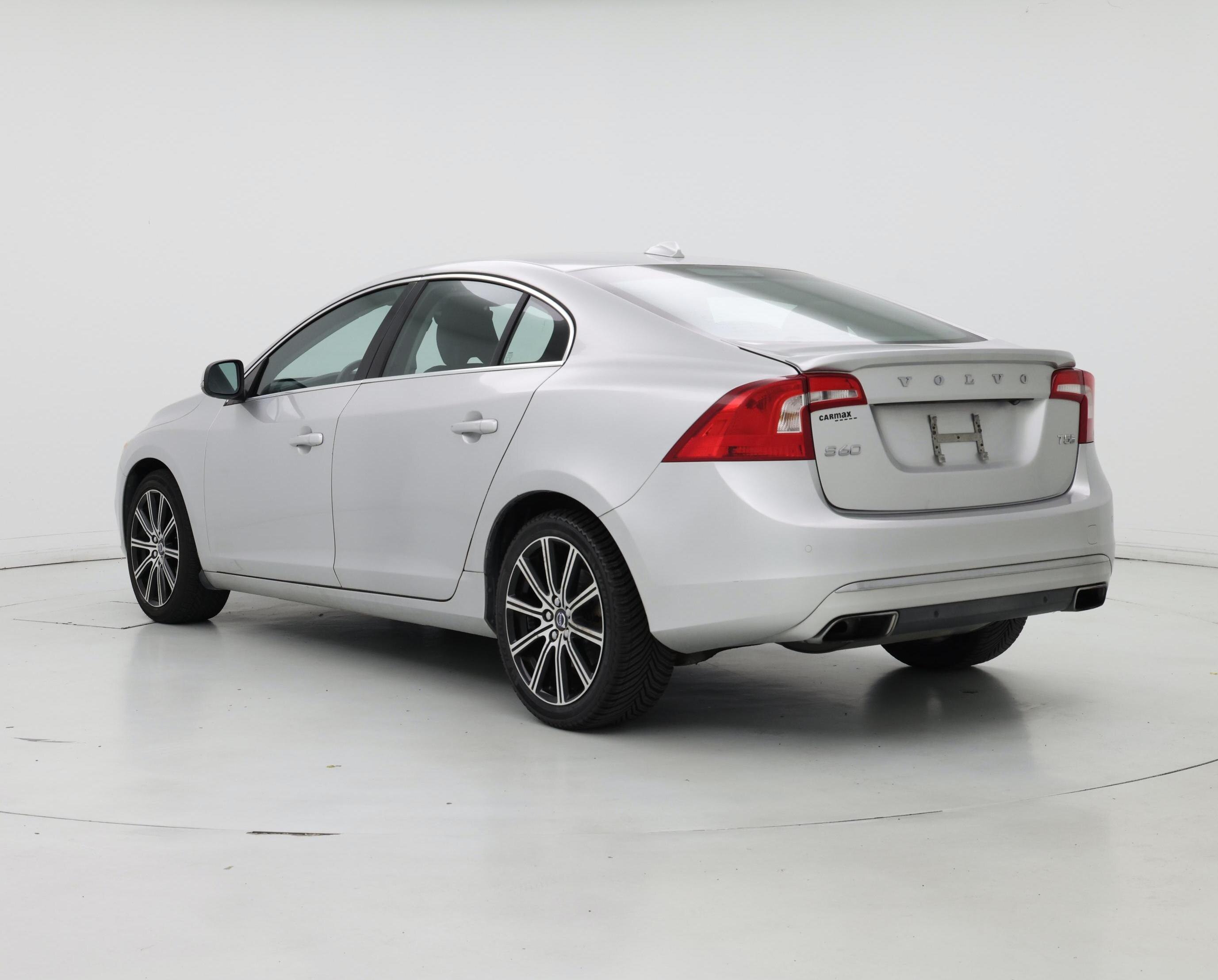 Thumbnail: 2018 Volvo S60 - 2