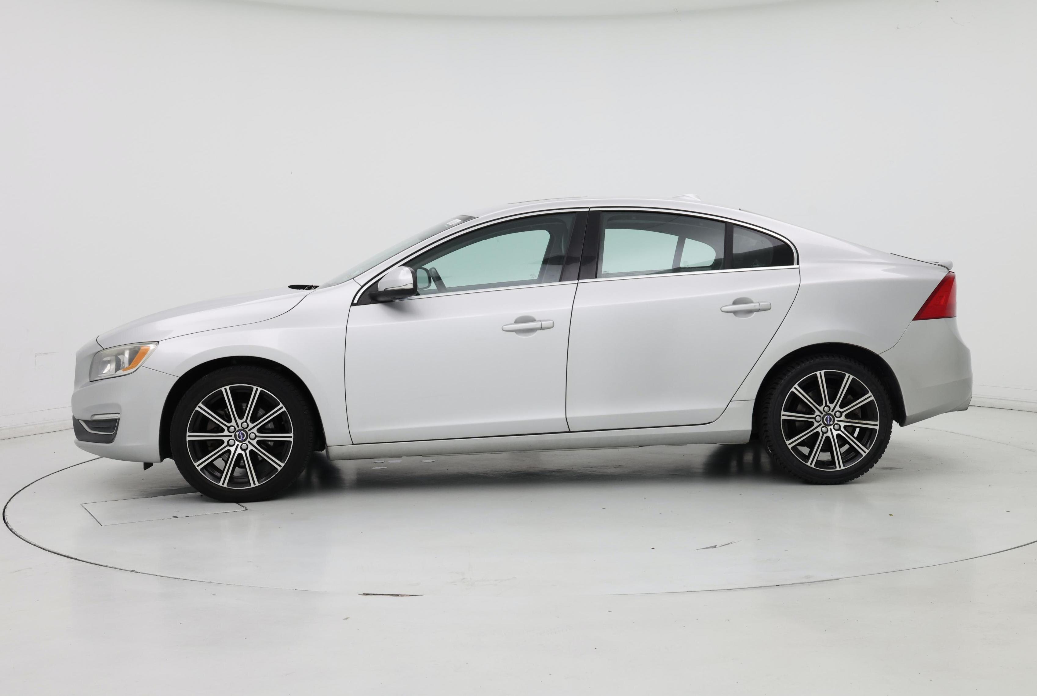 Thumbnail: 2018 Volvo S60 - 3