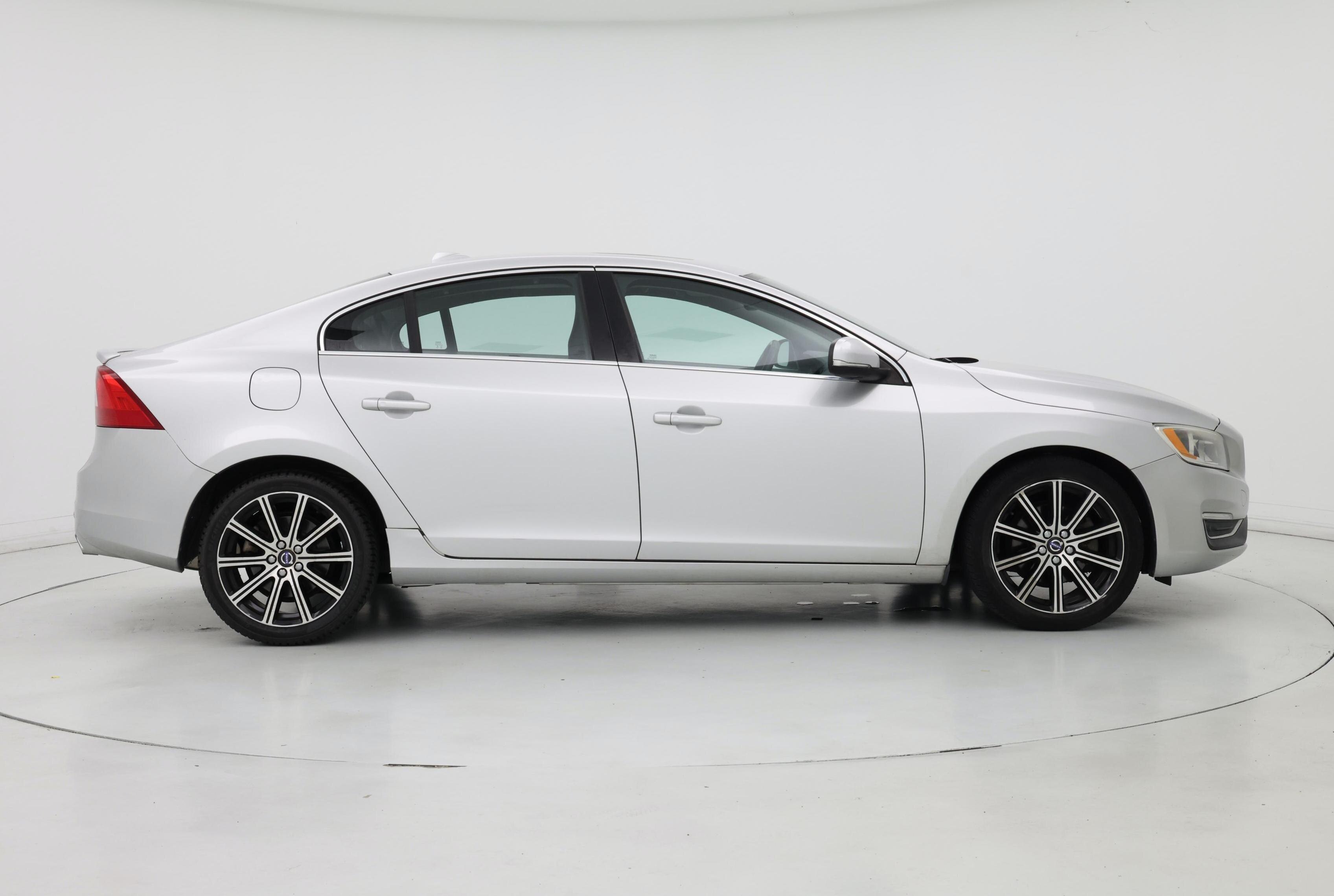 Thumbnail: 2018 Volvo S60 - 7