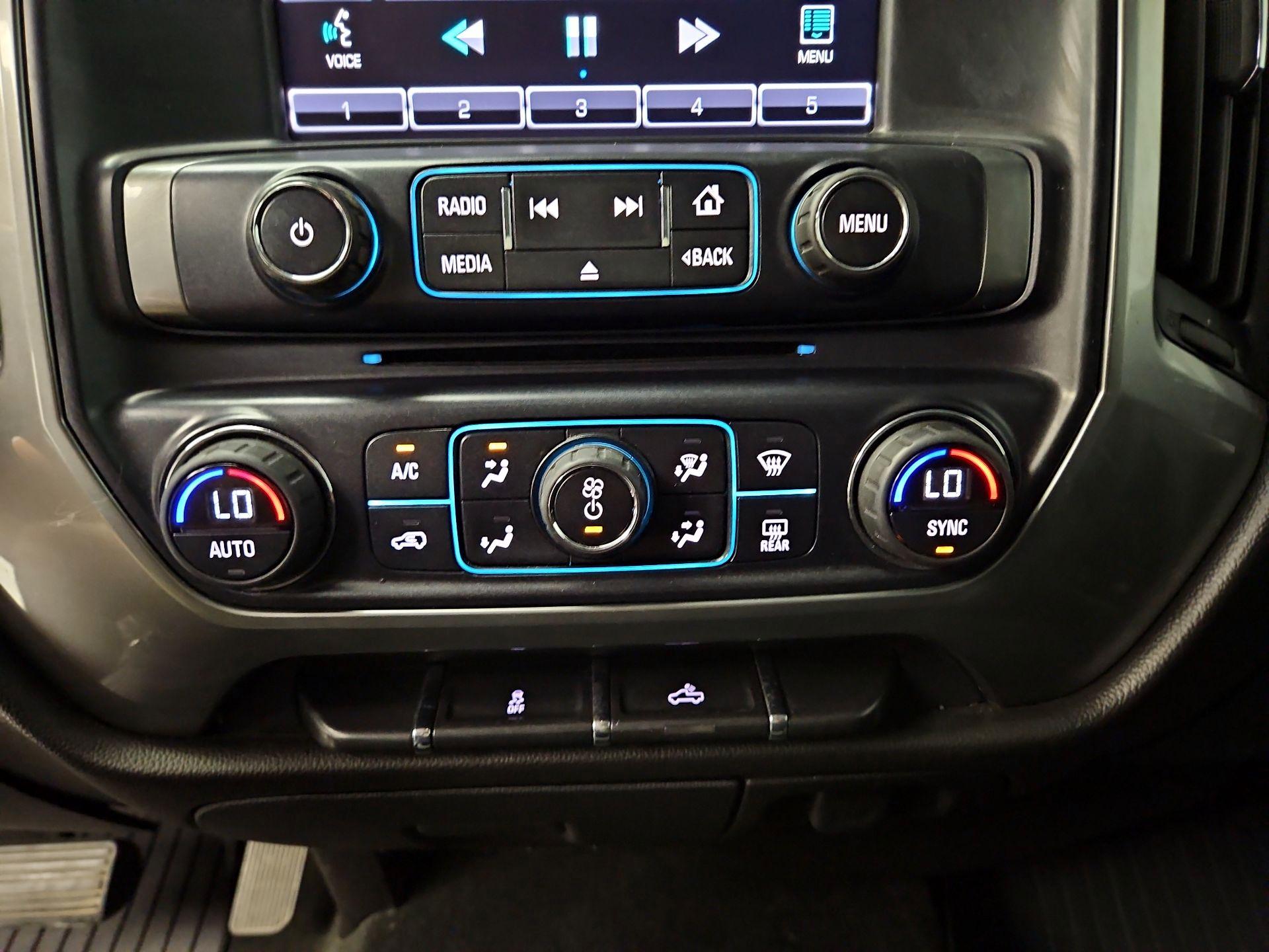 Thumbnail: 2014 Chevrolet Silverado 1500 - 17