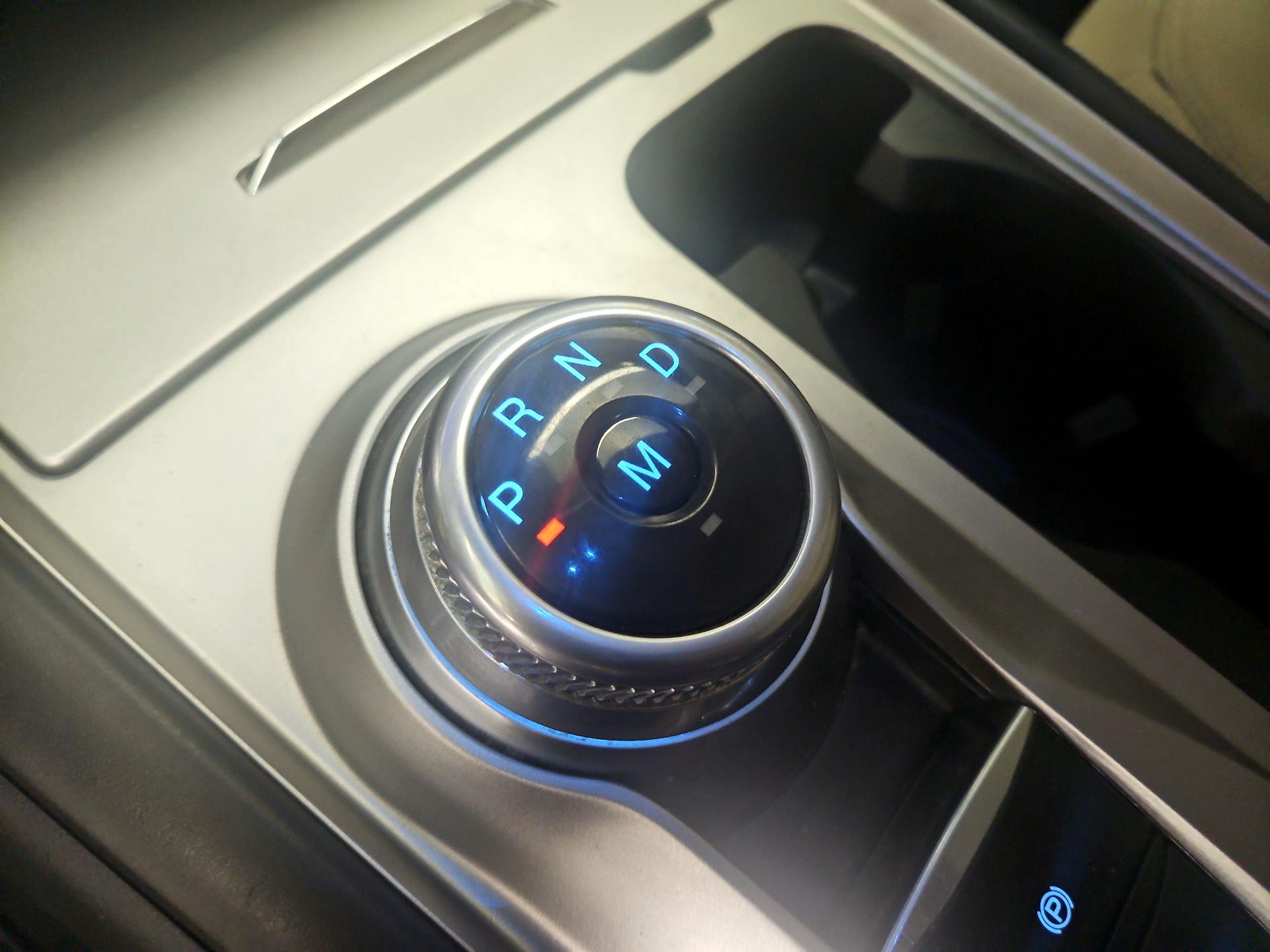 Thumbnail: 2020 Ford Explorer - 17