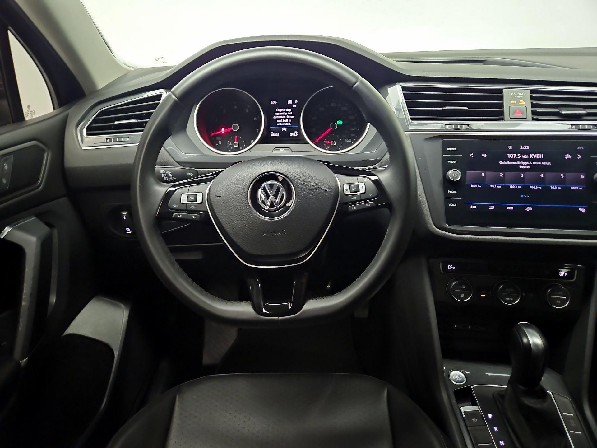 Thumbnail: 2020 Volkswagen Tiguan - 10