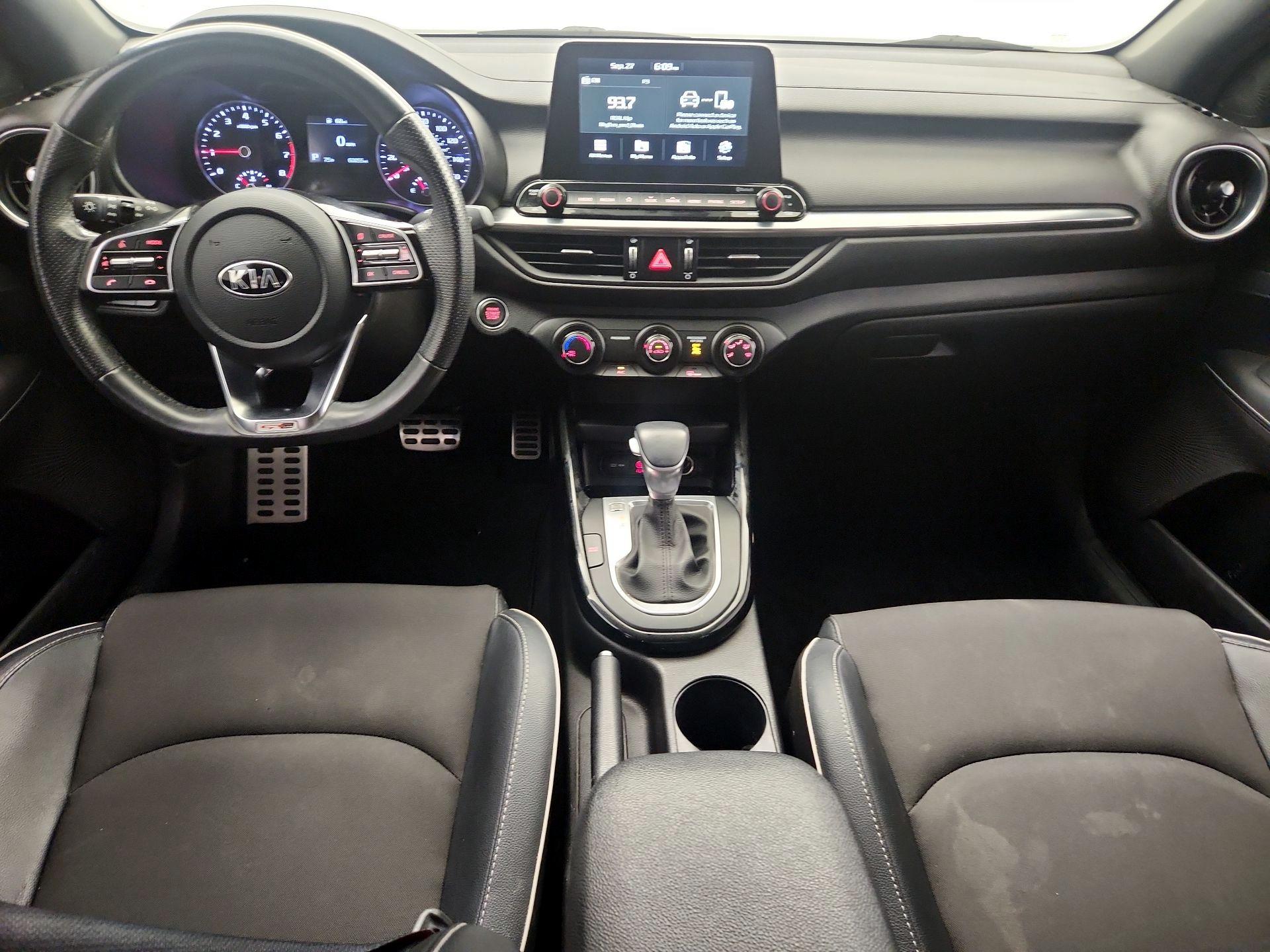 Thumbnail: 2020 Kia Forte - 9
