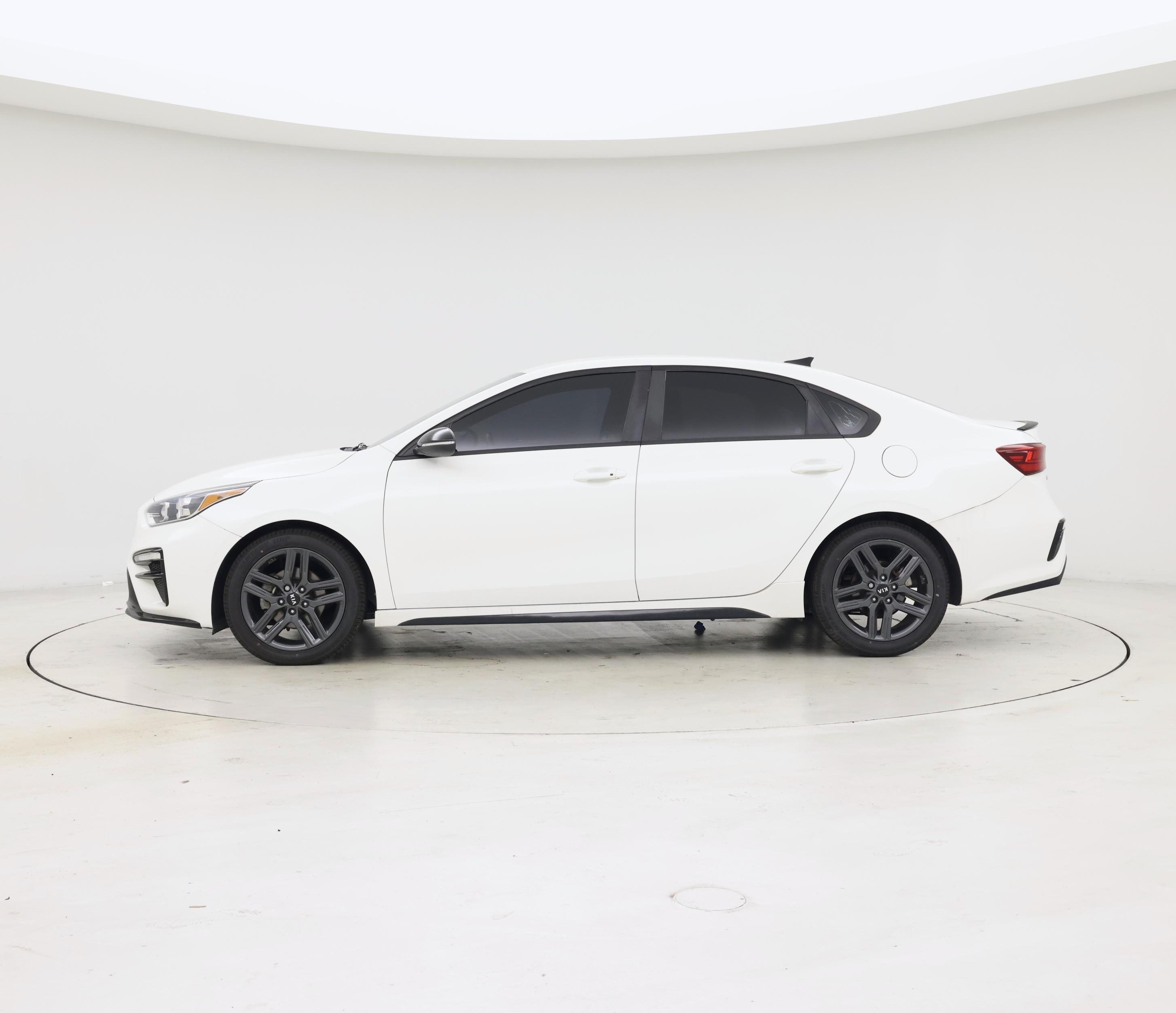 Thumbnail: 2020 Kia Forte - 3