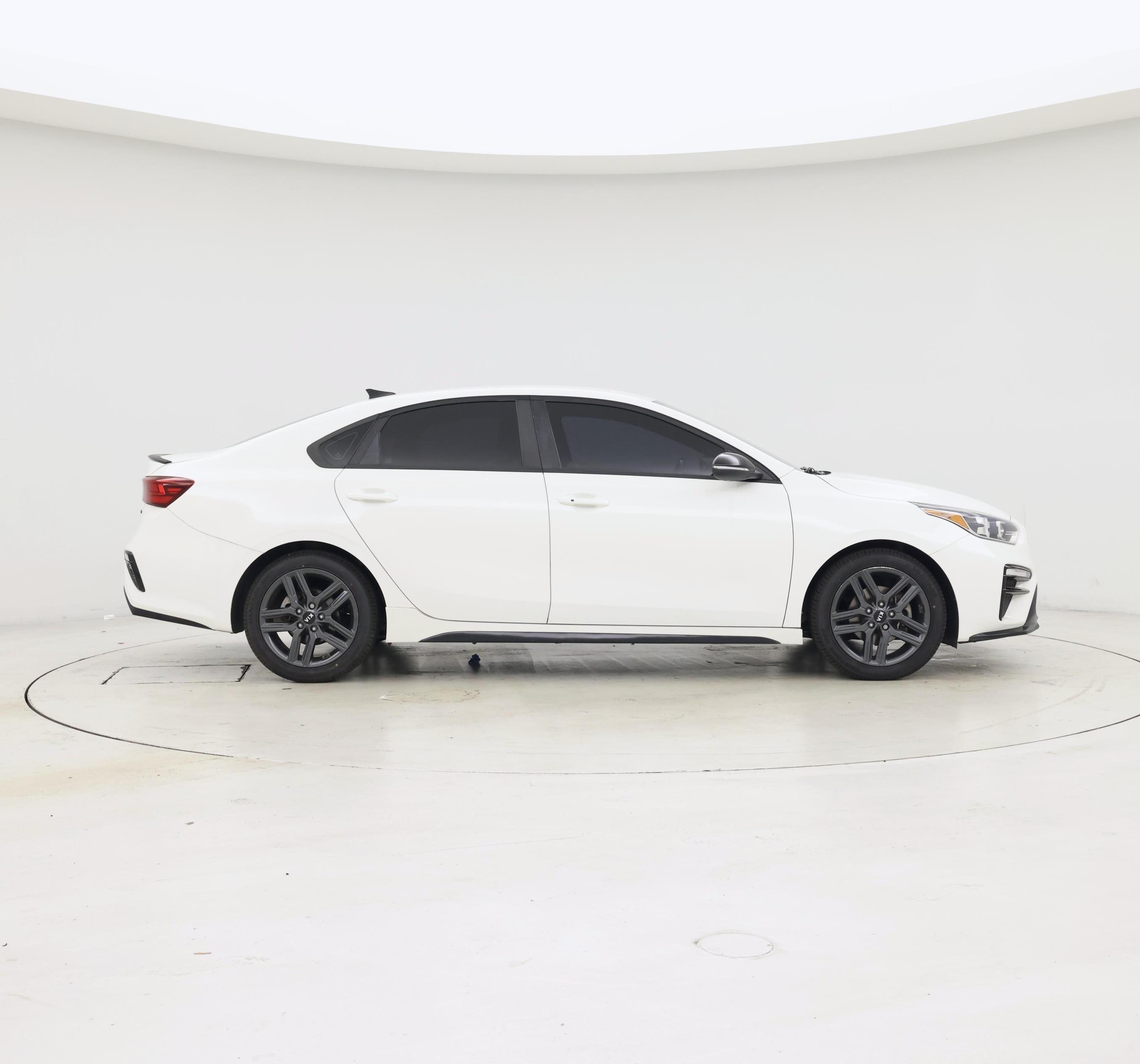 Thumbnail: 2020 Kia Forte - 7