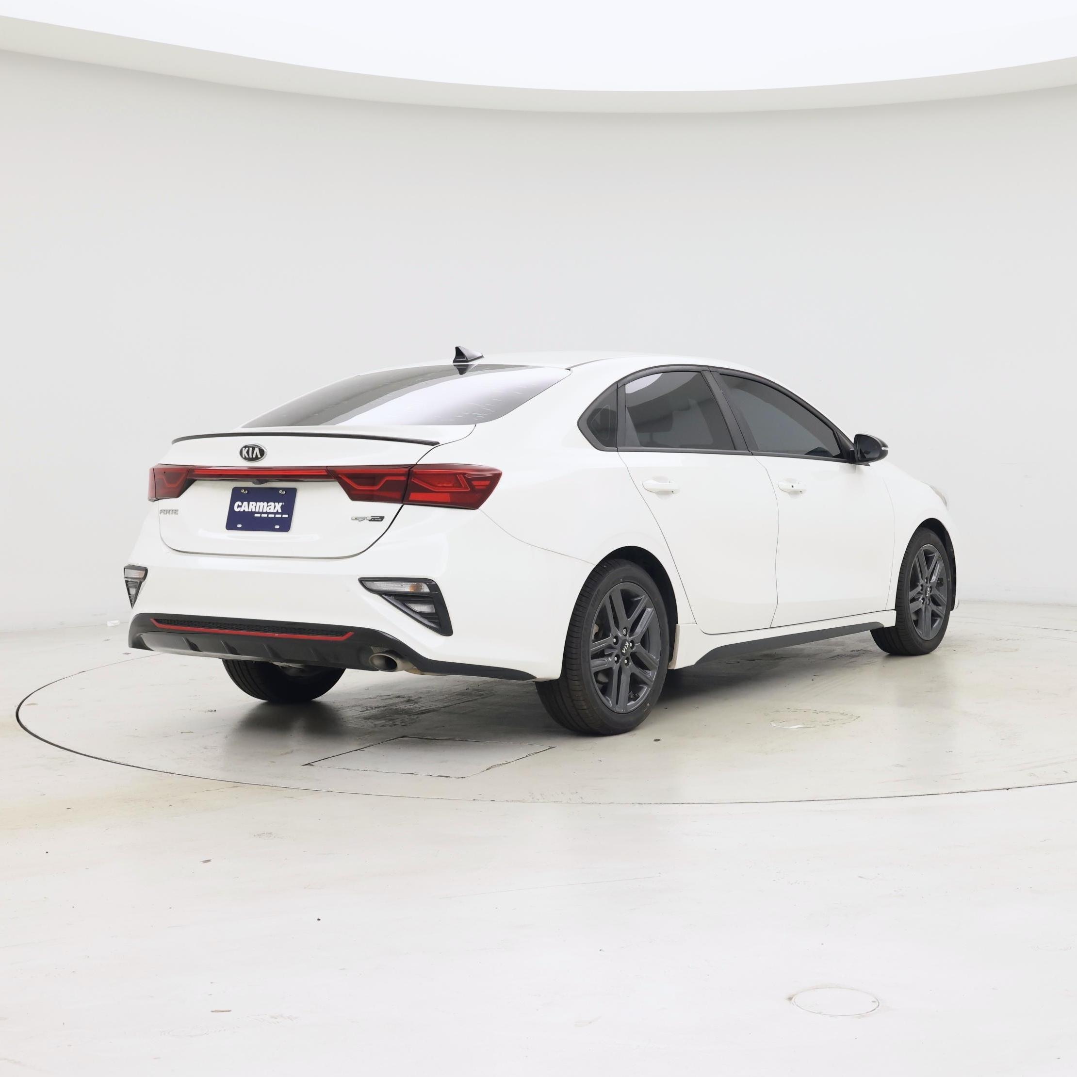 Thumbnail: 2020 Kia Forte - 8