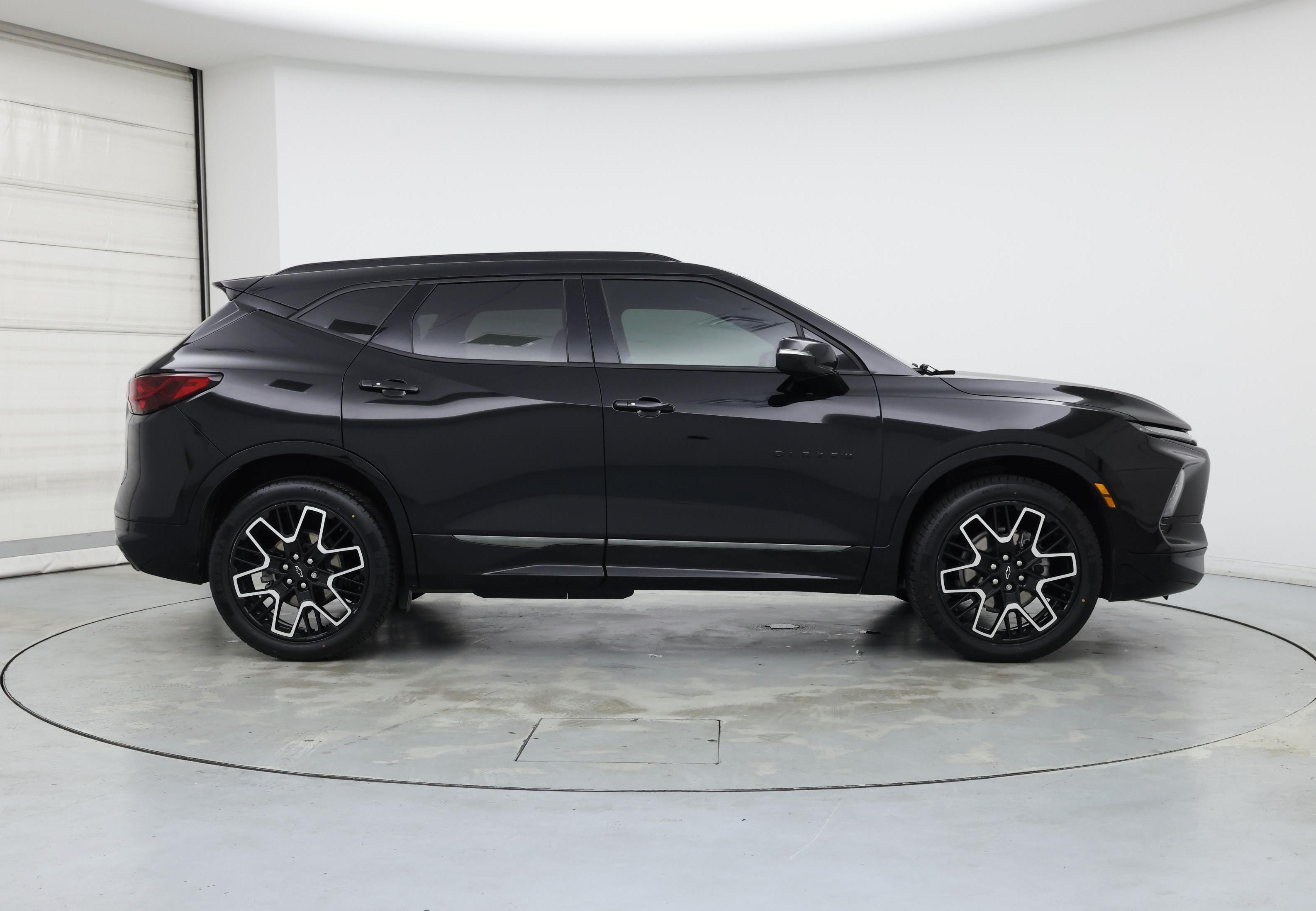 Thumbnail: 2023 Chevrolet Blazer - 7