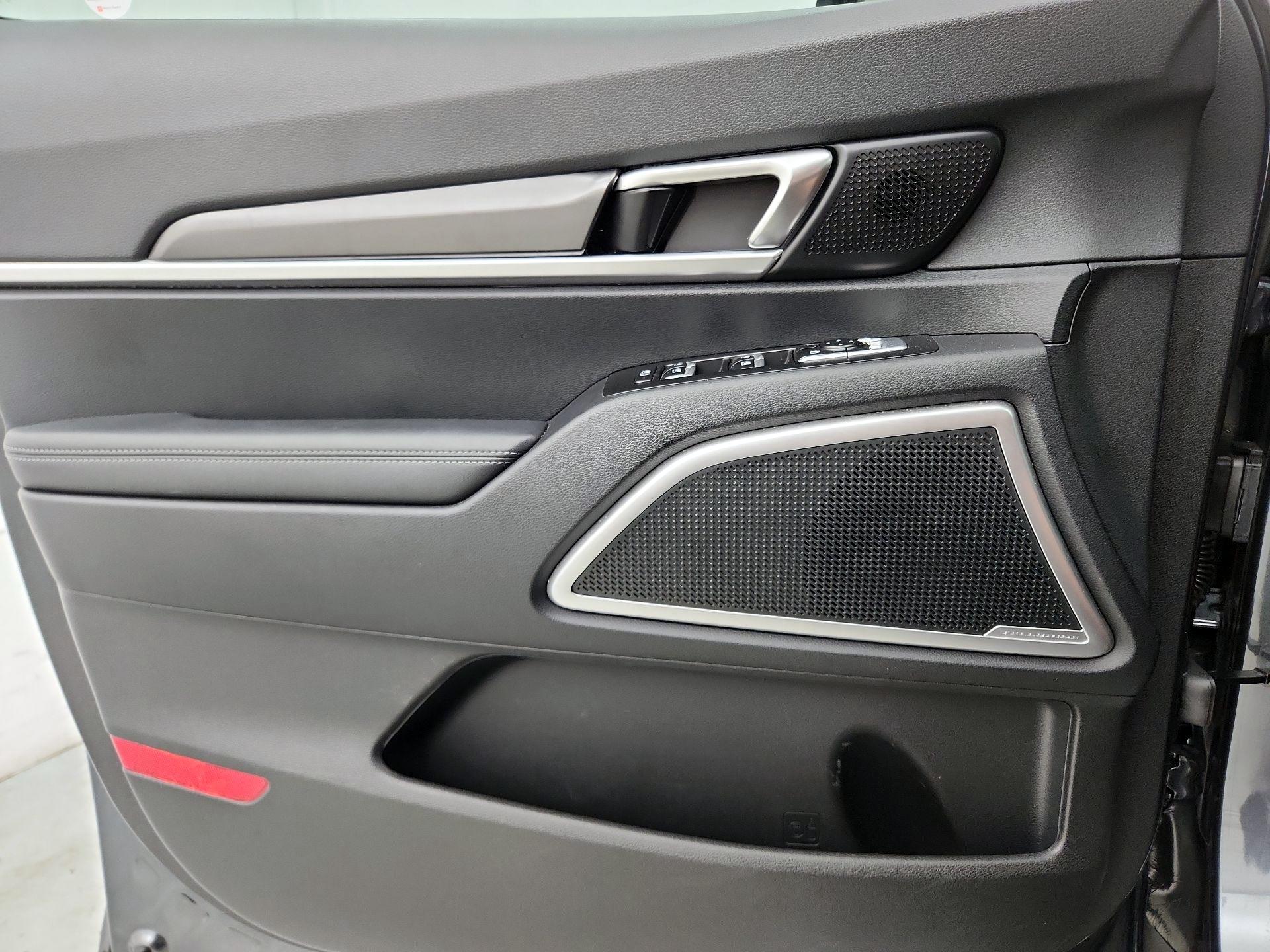 Thumbnail: 2024 Kia Telluride - 12