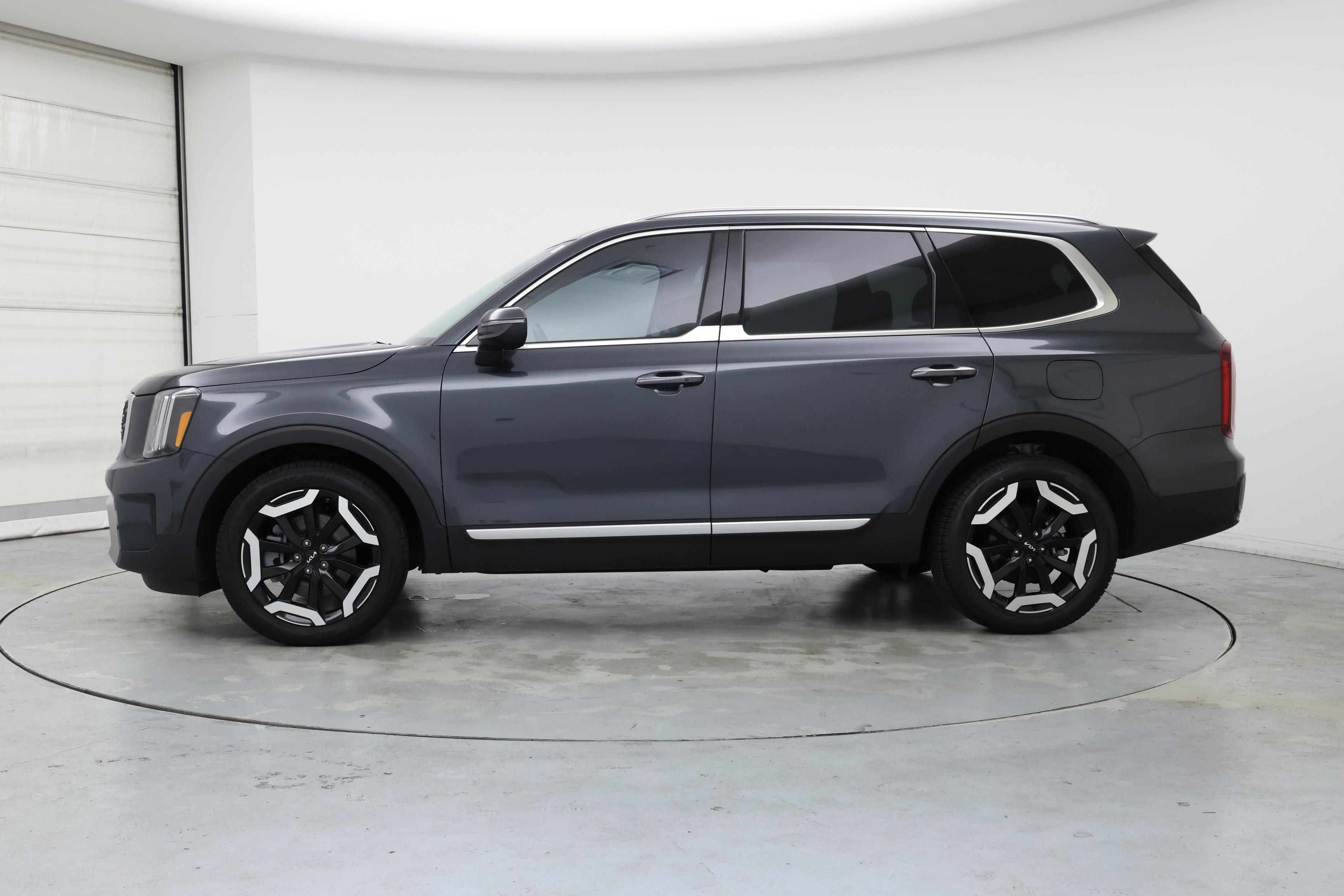 Thumbnail: 2024 Kia Telluride - 3