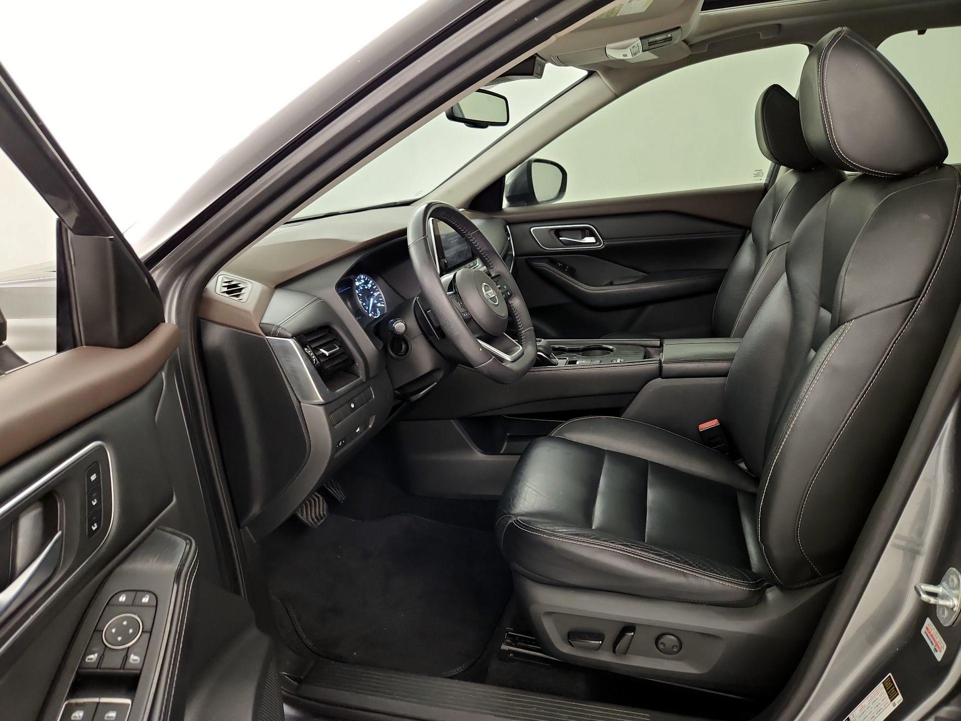 Thumbnail: 2021 Nissan Rogue - 11