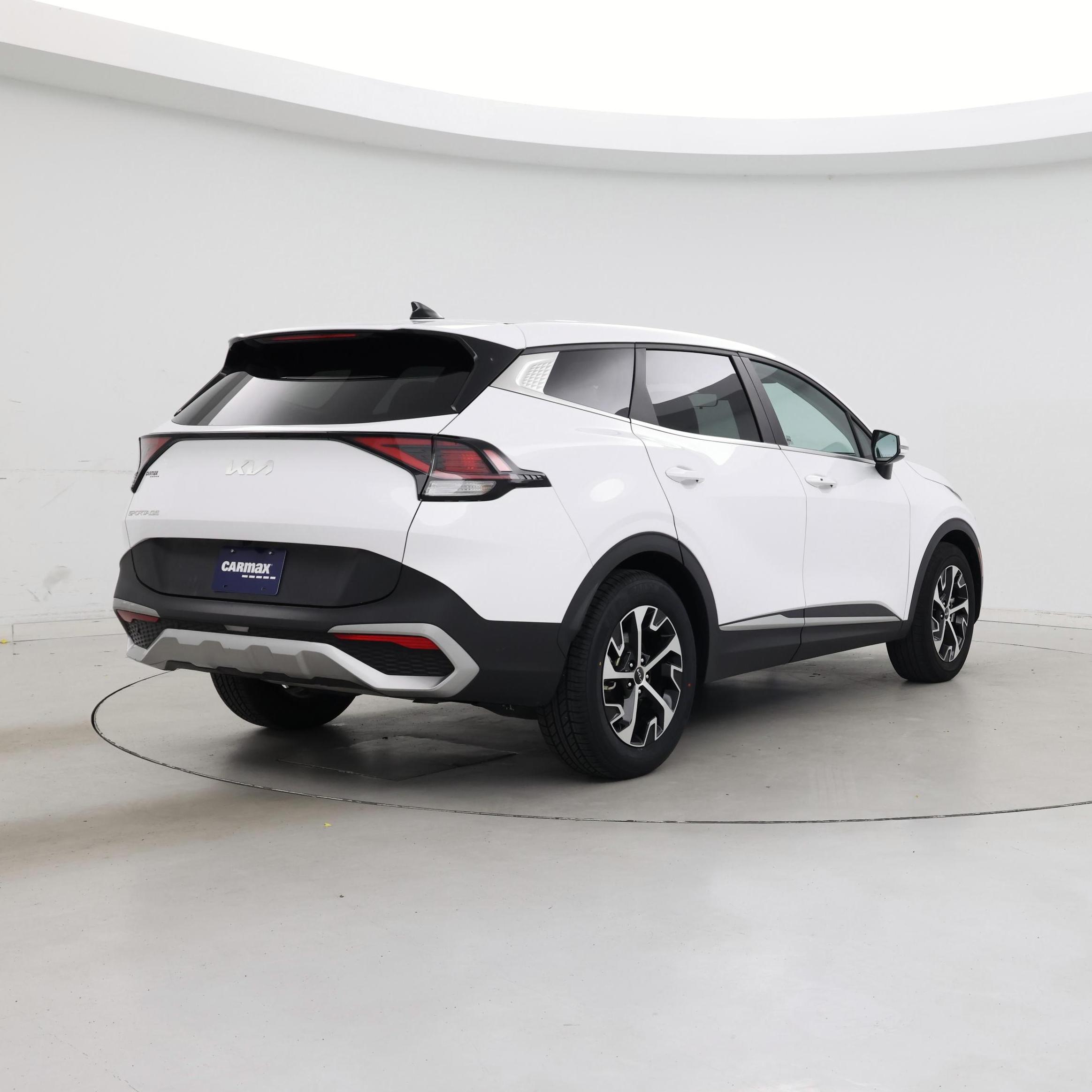 Thumbnail: 2023 Kia Sportage - 8