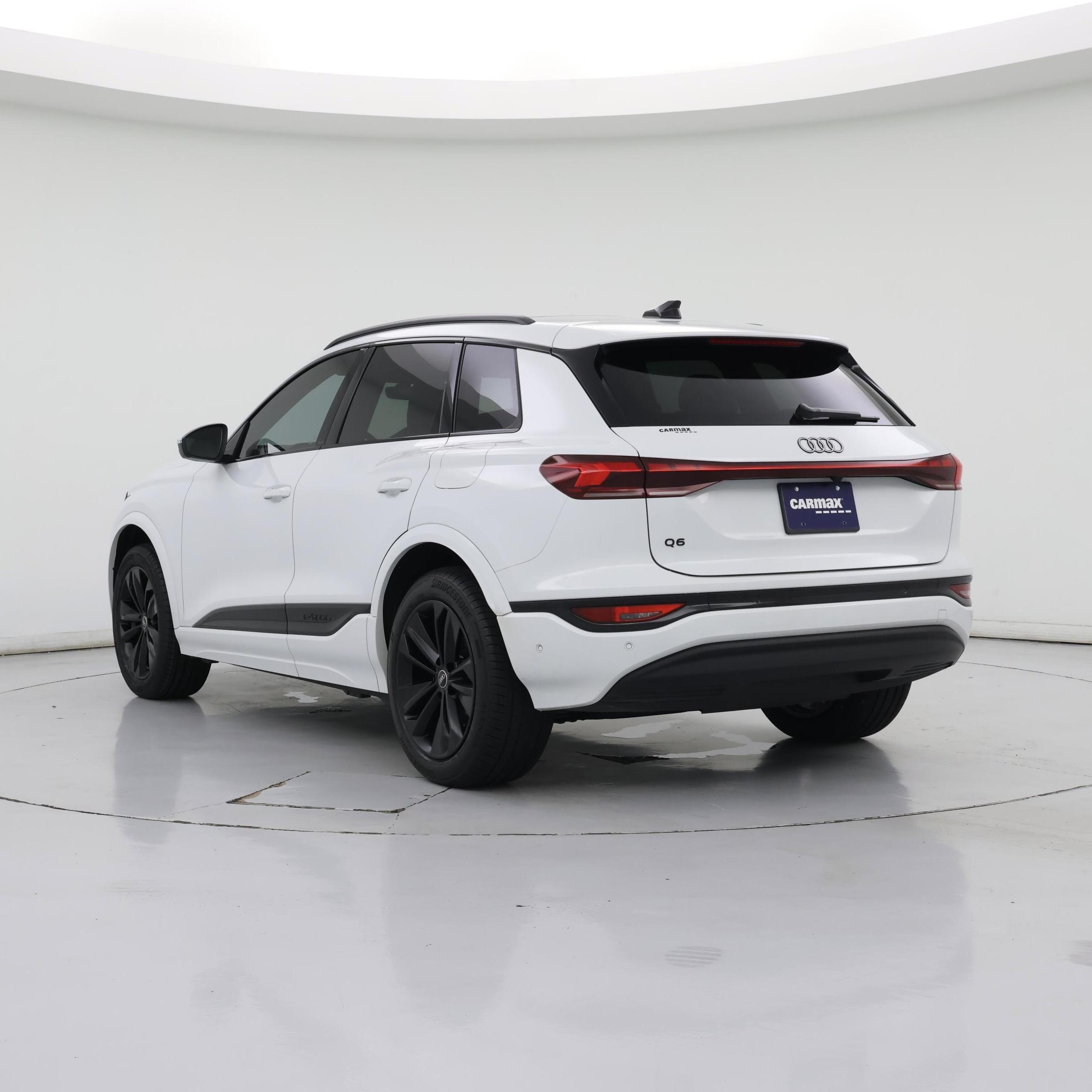 Thumbnail: 2025 Audi Q6 e-tron - 2