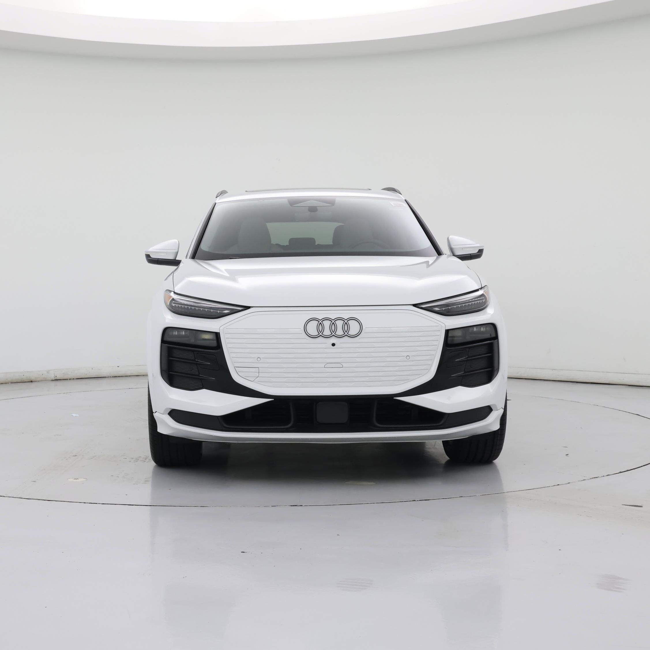 Thumbnail: 2025 Audi Q6 e-tron - 5