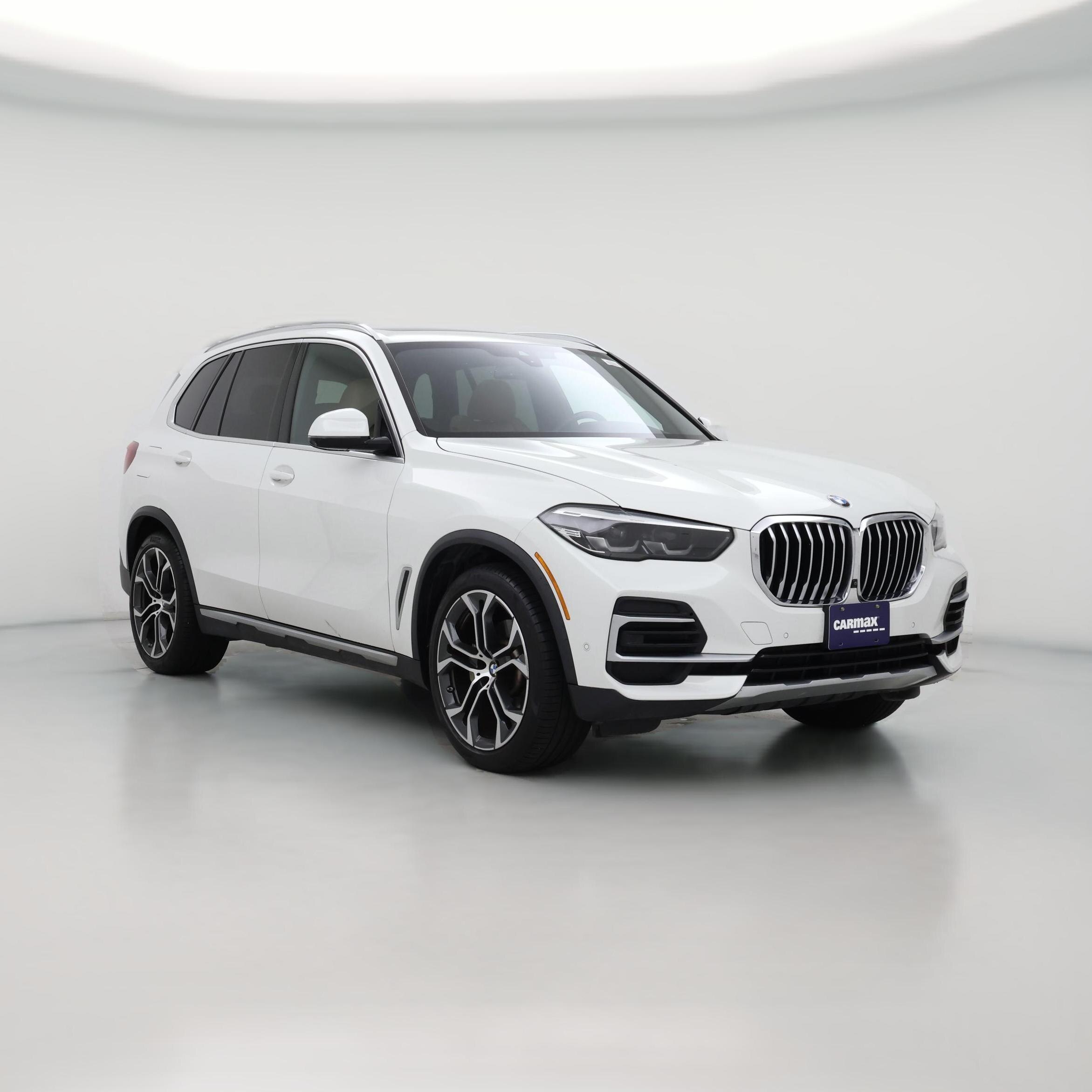 Thumbnail: 2023 BMW X5 - 1