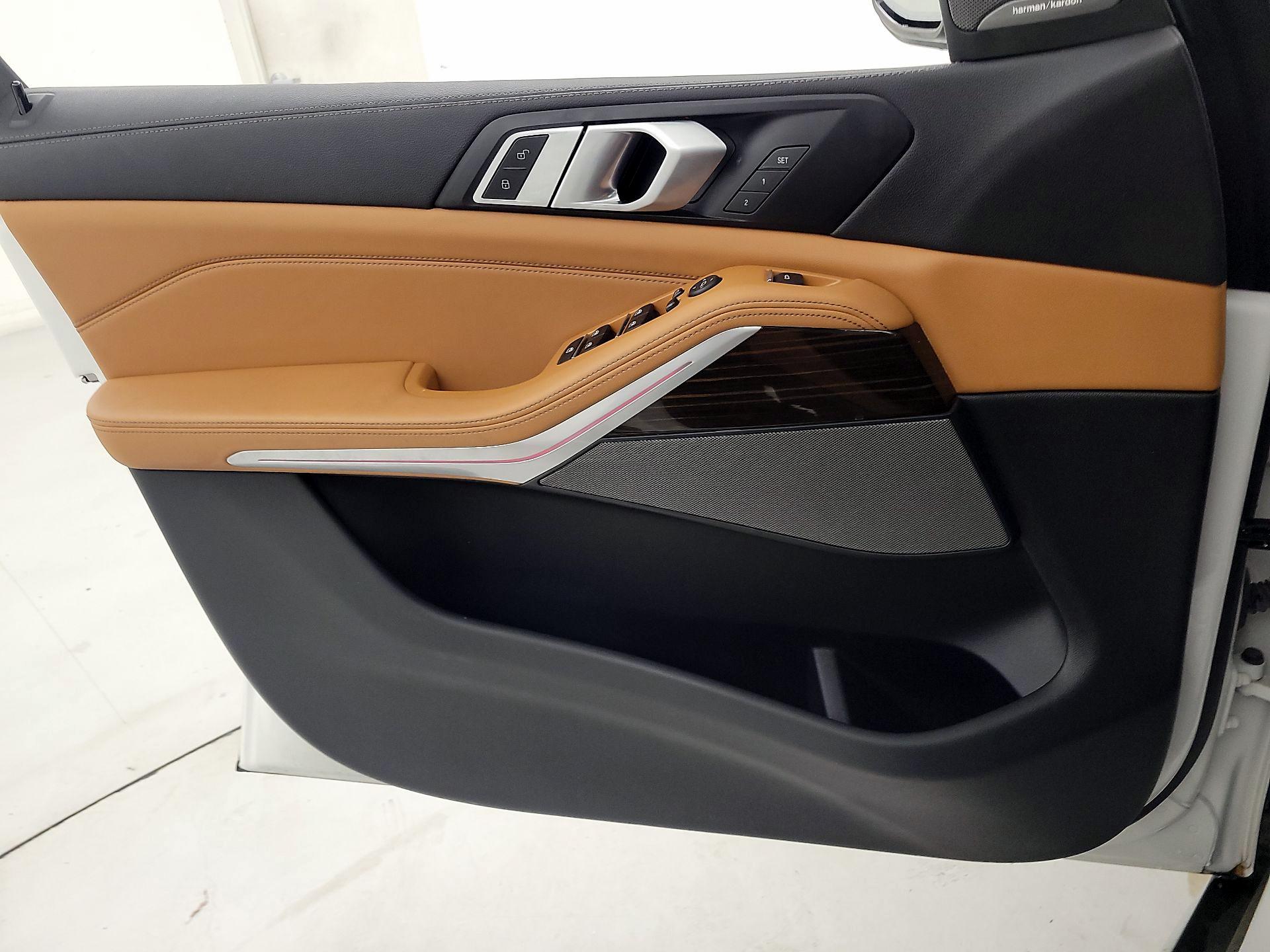 Thumbnail: 2023 BMW X5 - 12
