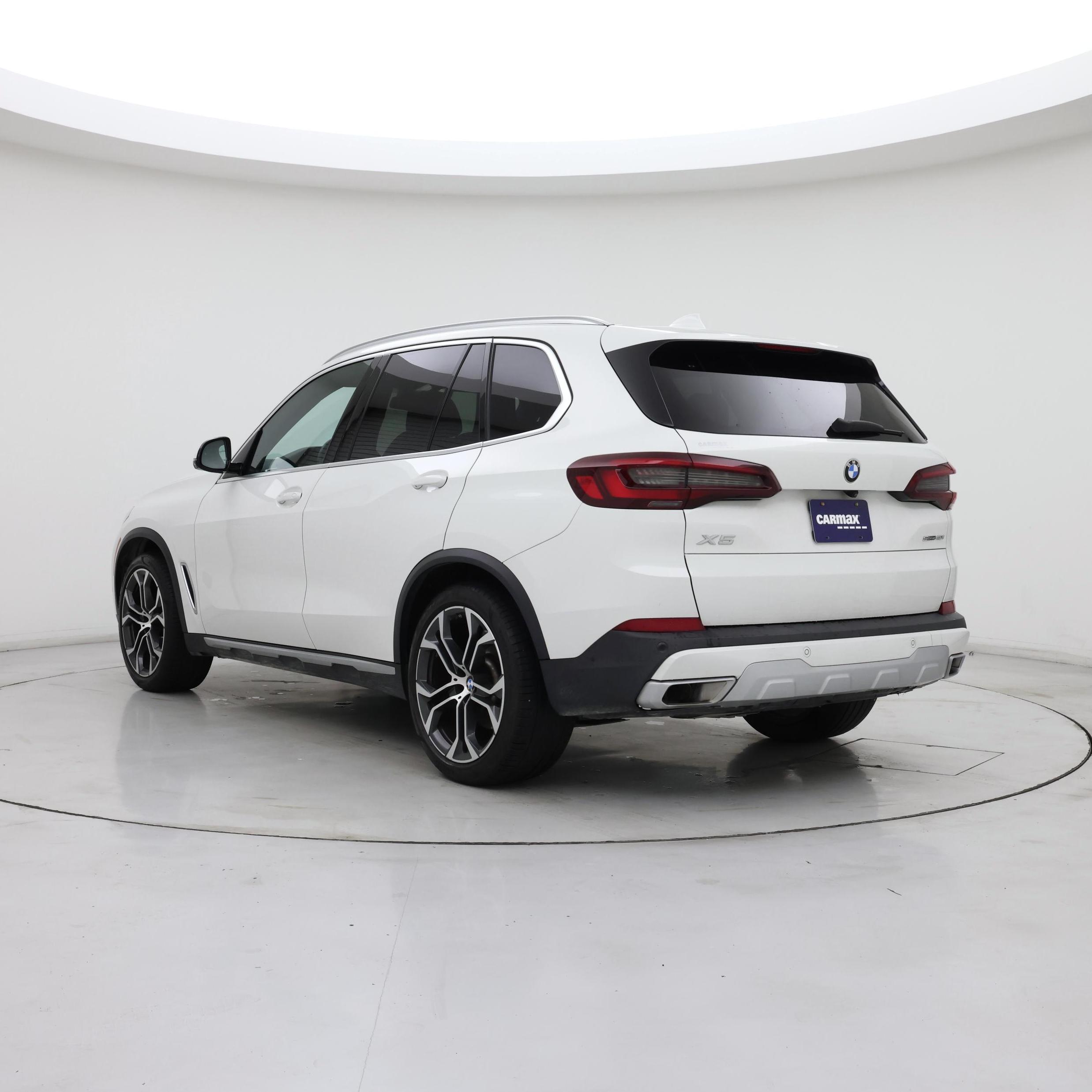 Thumbnail: 2023 BMW X5 - 2