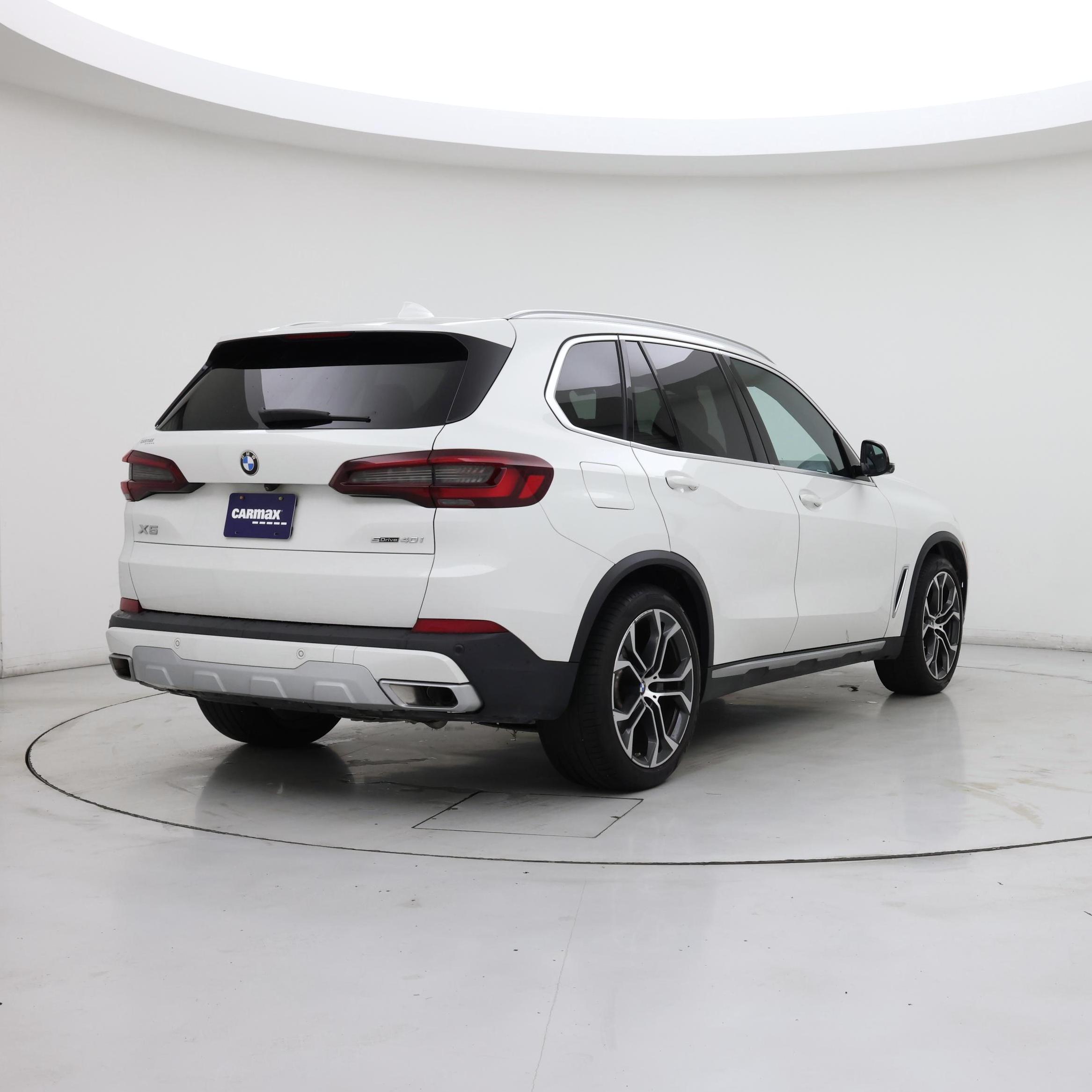 Thumbnail: 2023 BMW X5 - 8