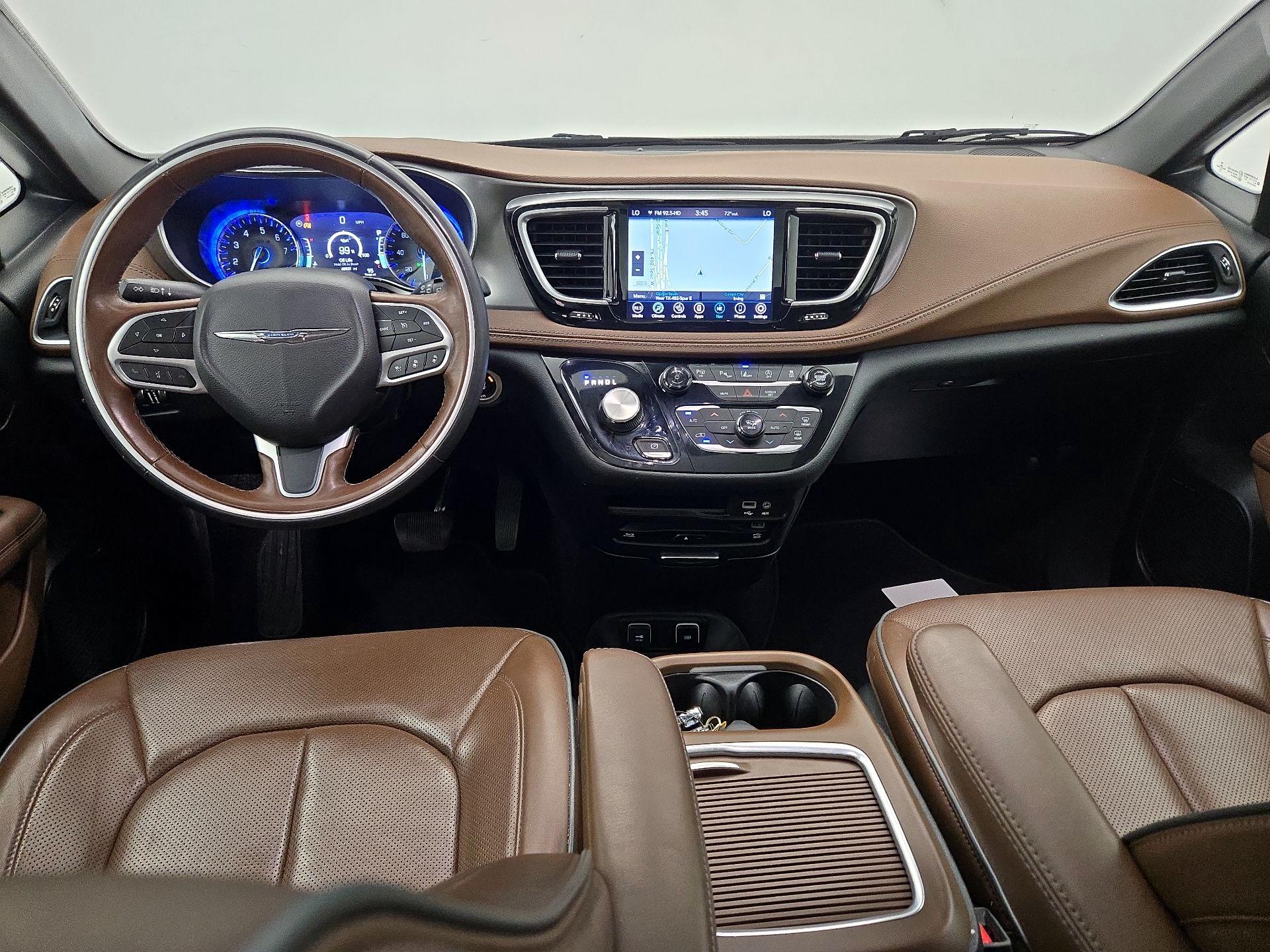 Thumbnail: 2020 Chrysler Pacifica - 9