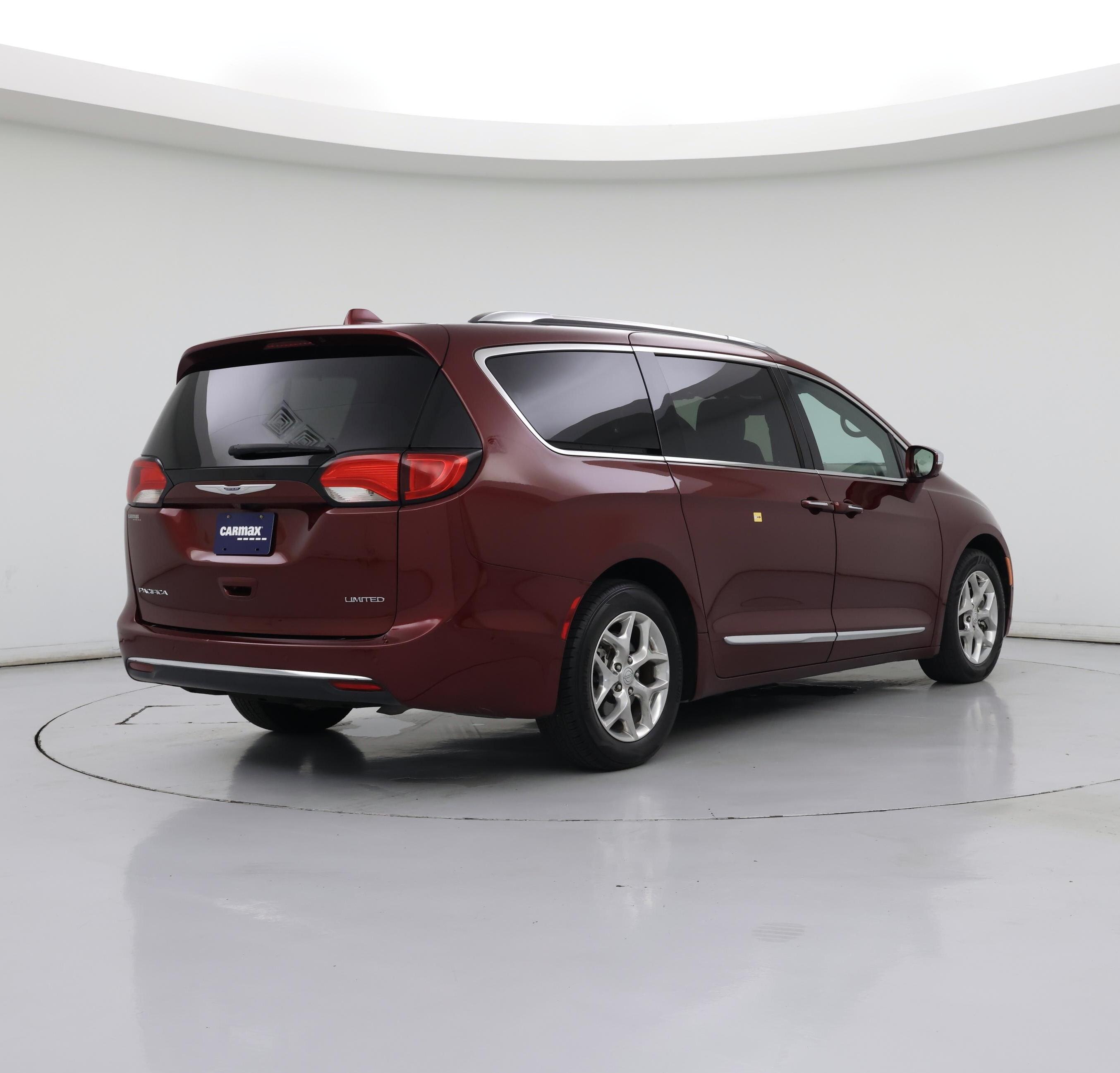 Thumbnail: 2020 Chrysler Pacifica - 8