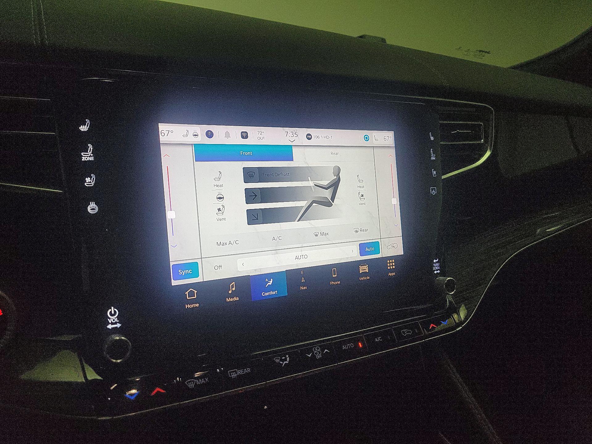 Thumbnail: 2022 Jeep Wagoneer - 17