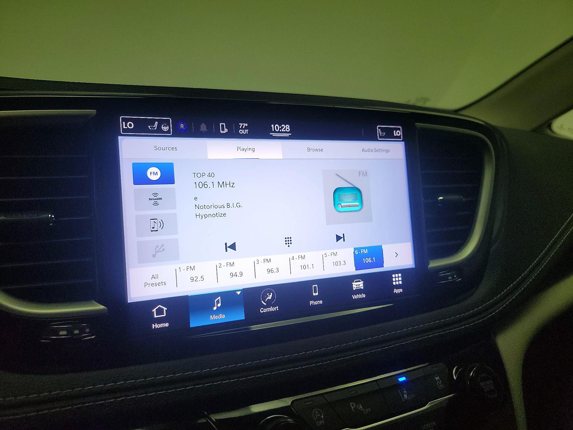 Thumbnail: 2022 Chrysler Pacifica - 15