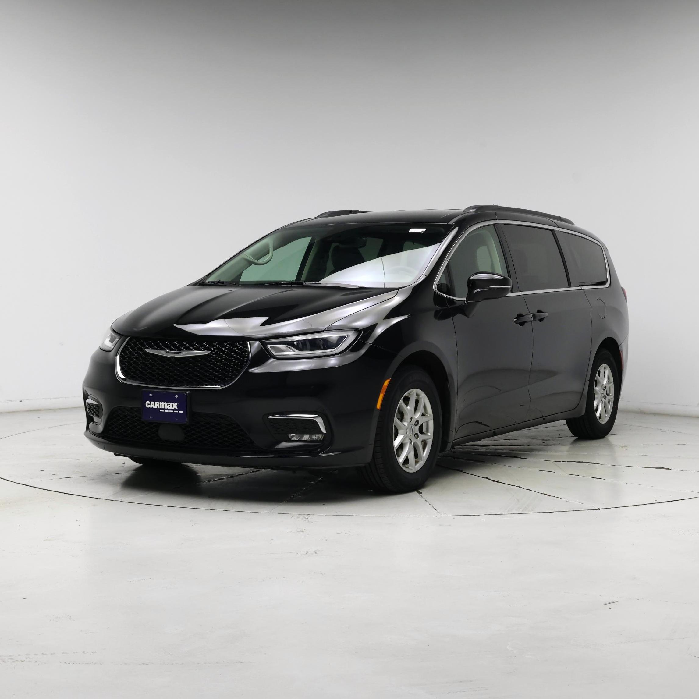 Thumbnail: 2022 Chrysler Pacifica - 4