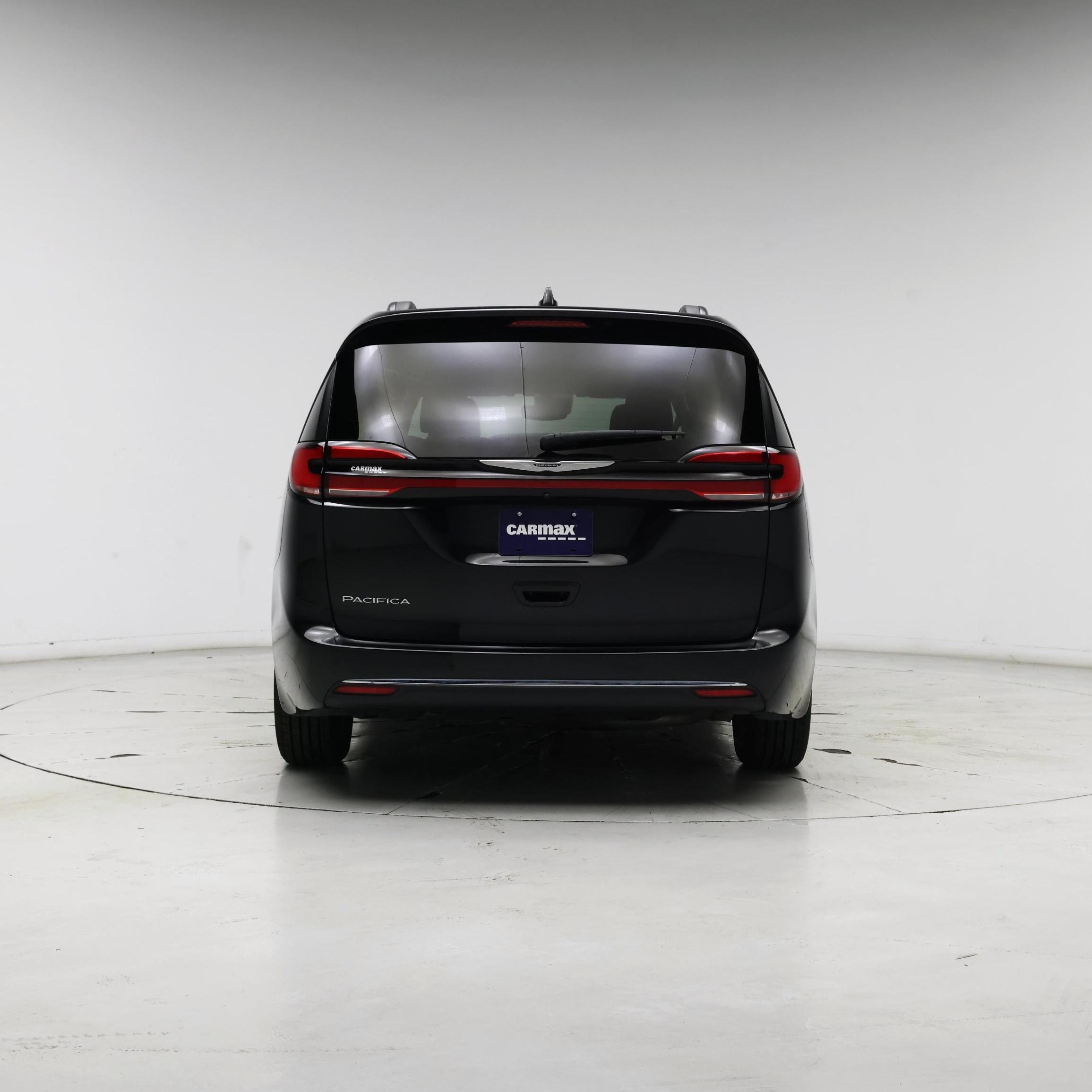 Thumbnail: 2022 Chrysler Pacifica - 6
