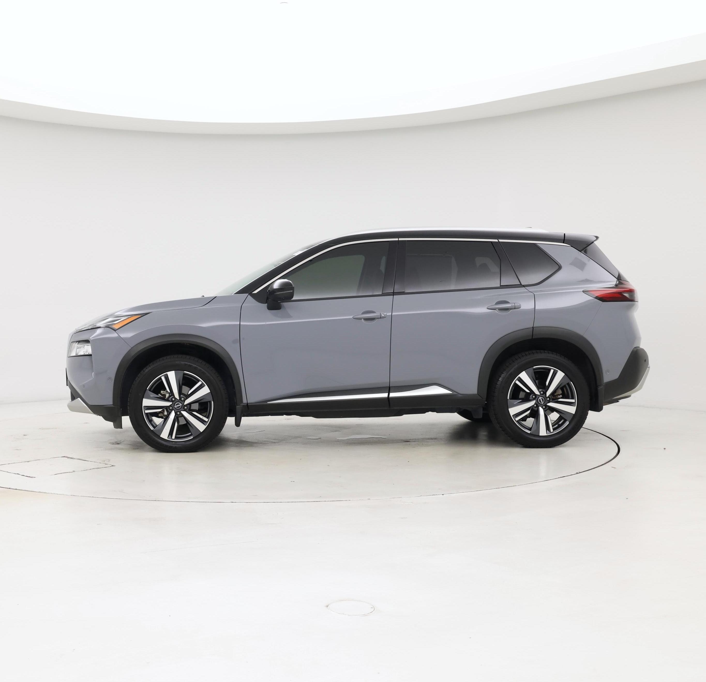 Thumbnail: 2022 Nissan Rogue - 3