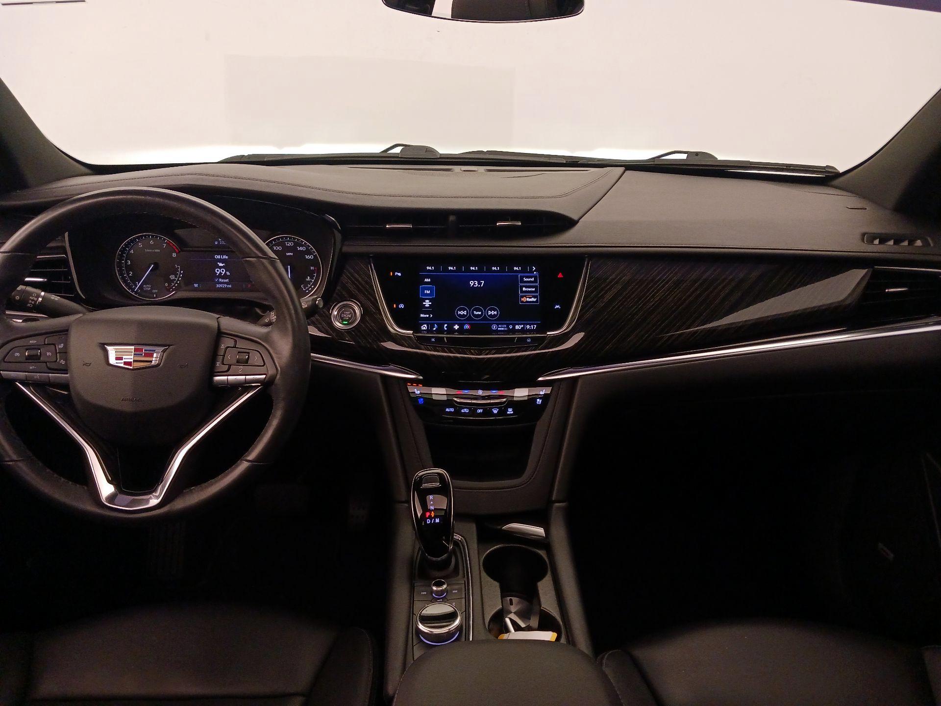 Thumbnail: 2022 Cadillac XT6 - 9