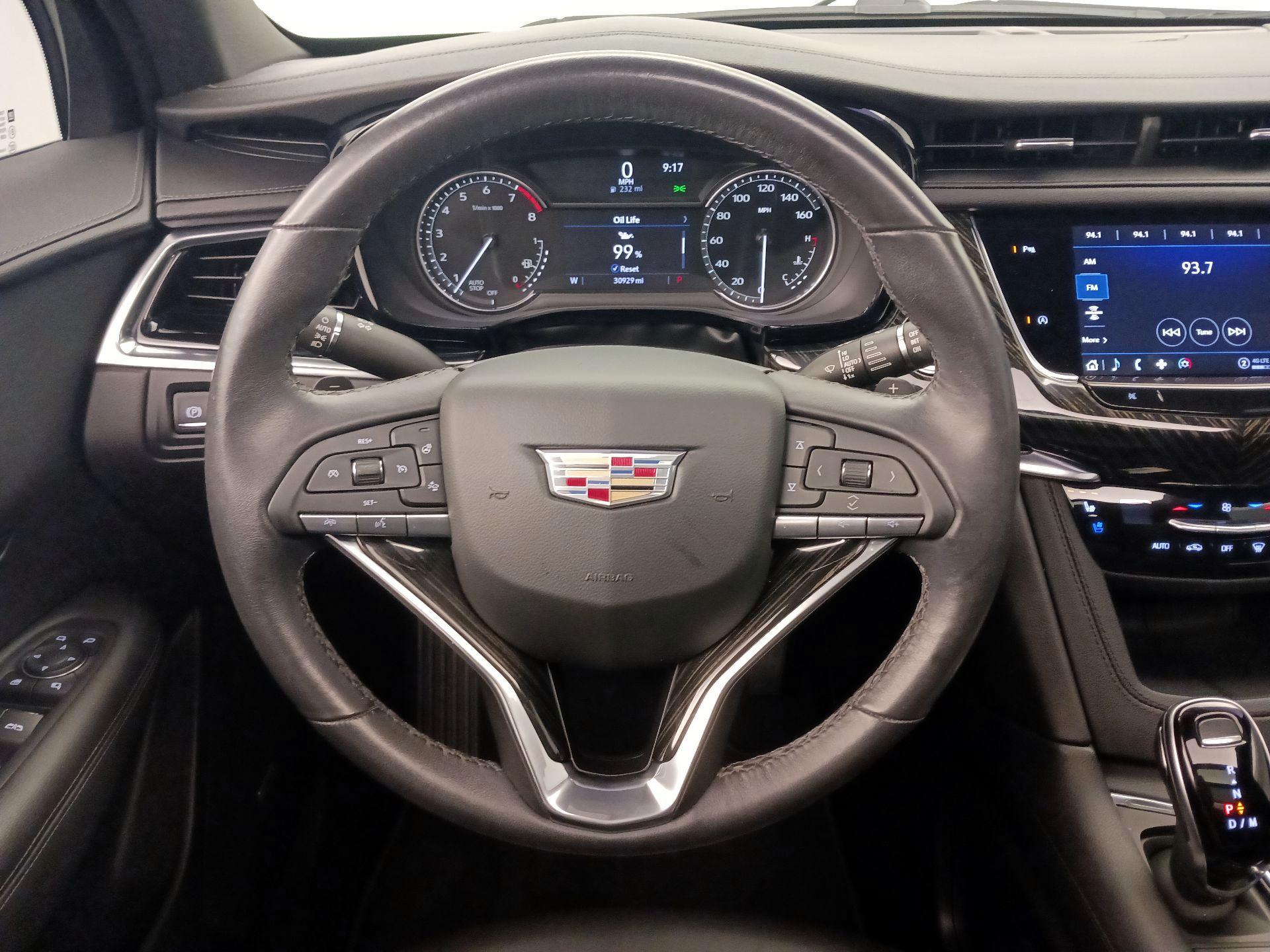Thumbnail: 2022 Cadillac XT6 - 10