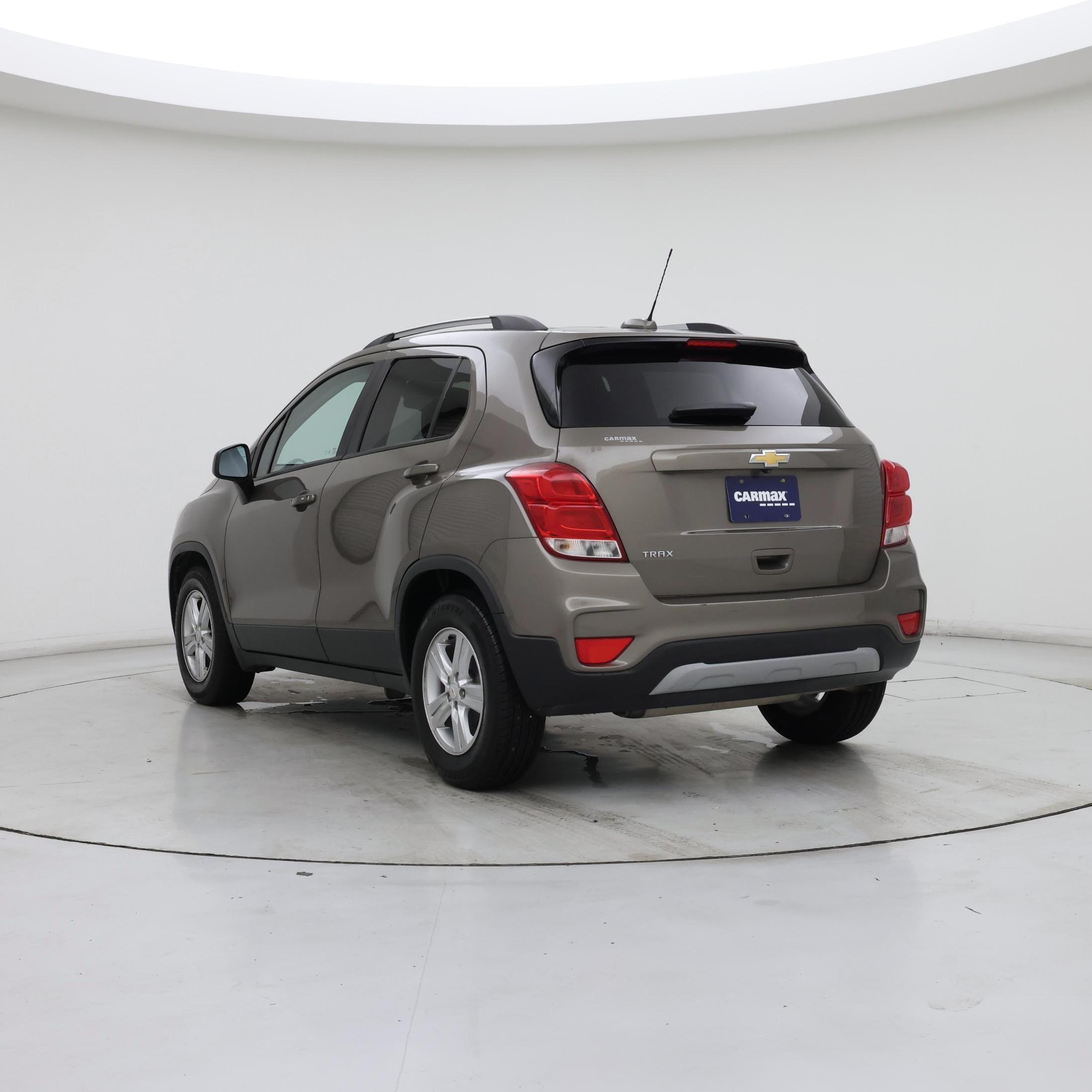 Thumbnail: 2021 Chevrolet Trax - 2