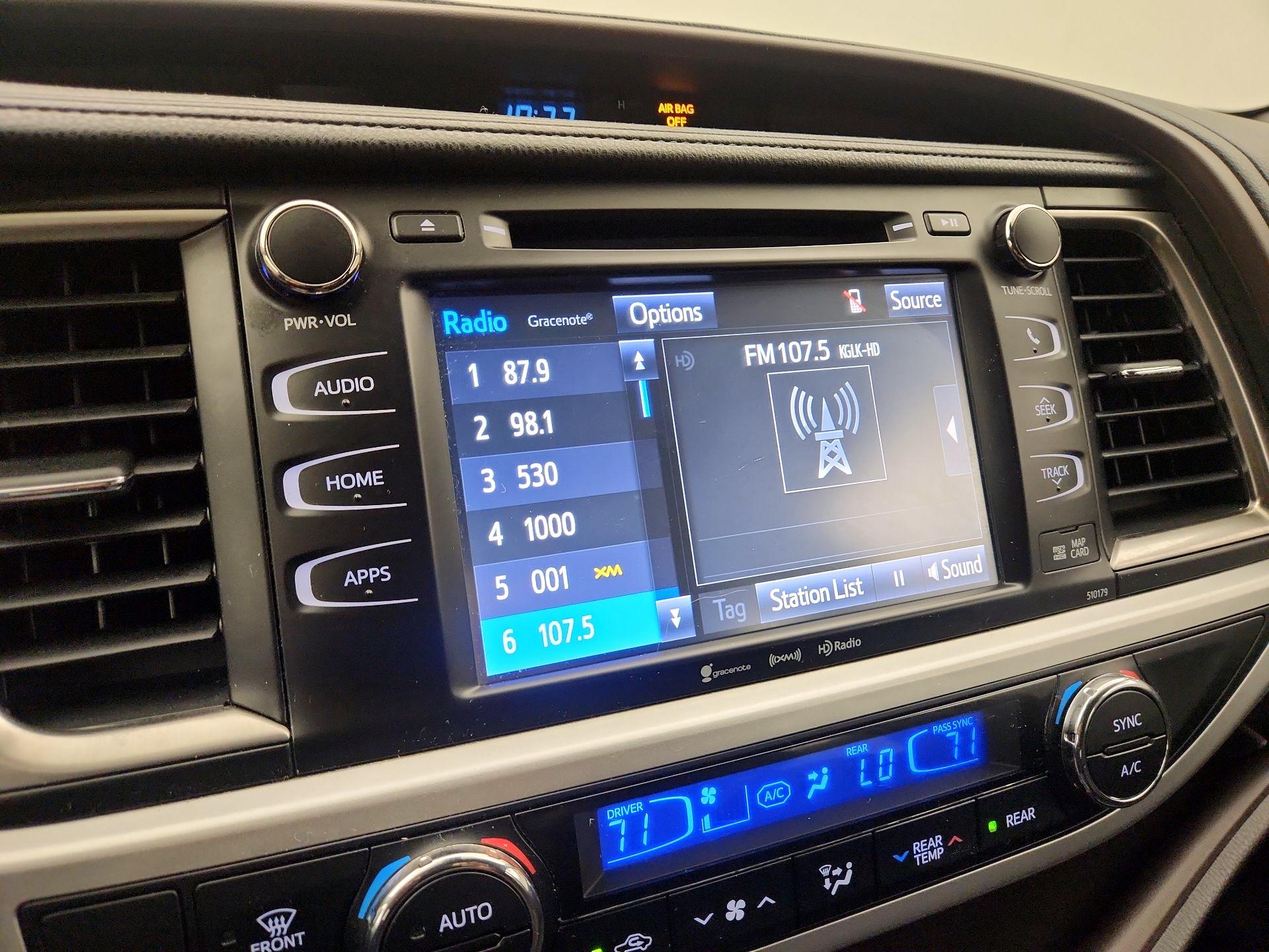 Thumbnail: 2018 Toyota Highlander - 15