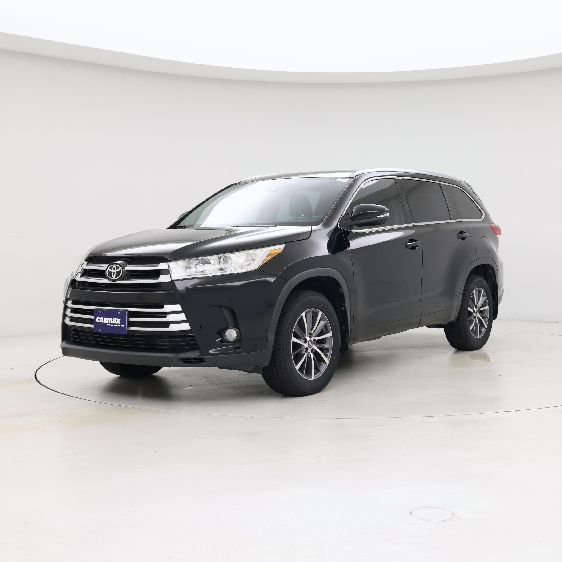 Thumbnail: 2018 Toyota Highlander - 4