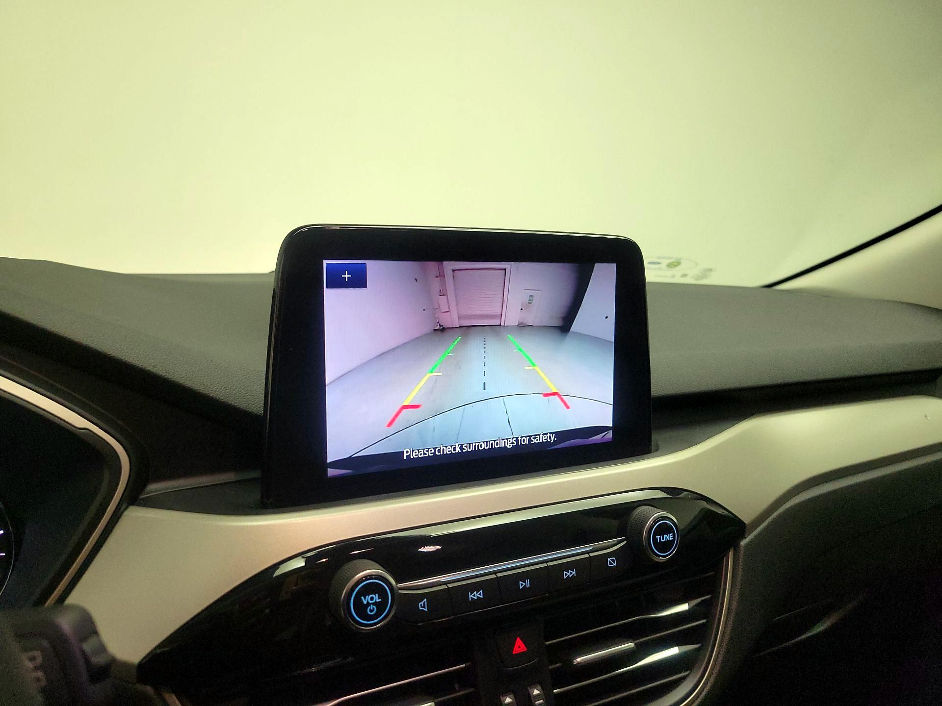 Thumbnail: 2022 Ford Escape - 15