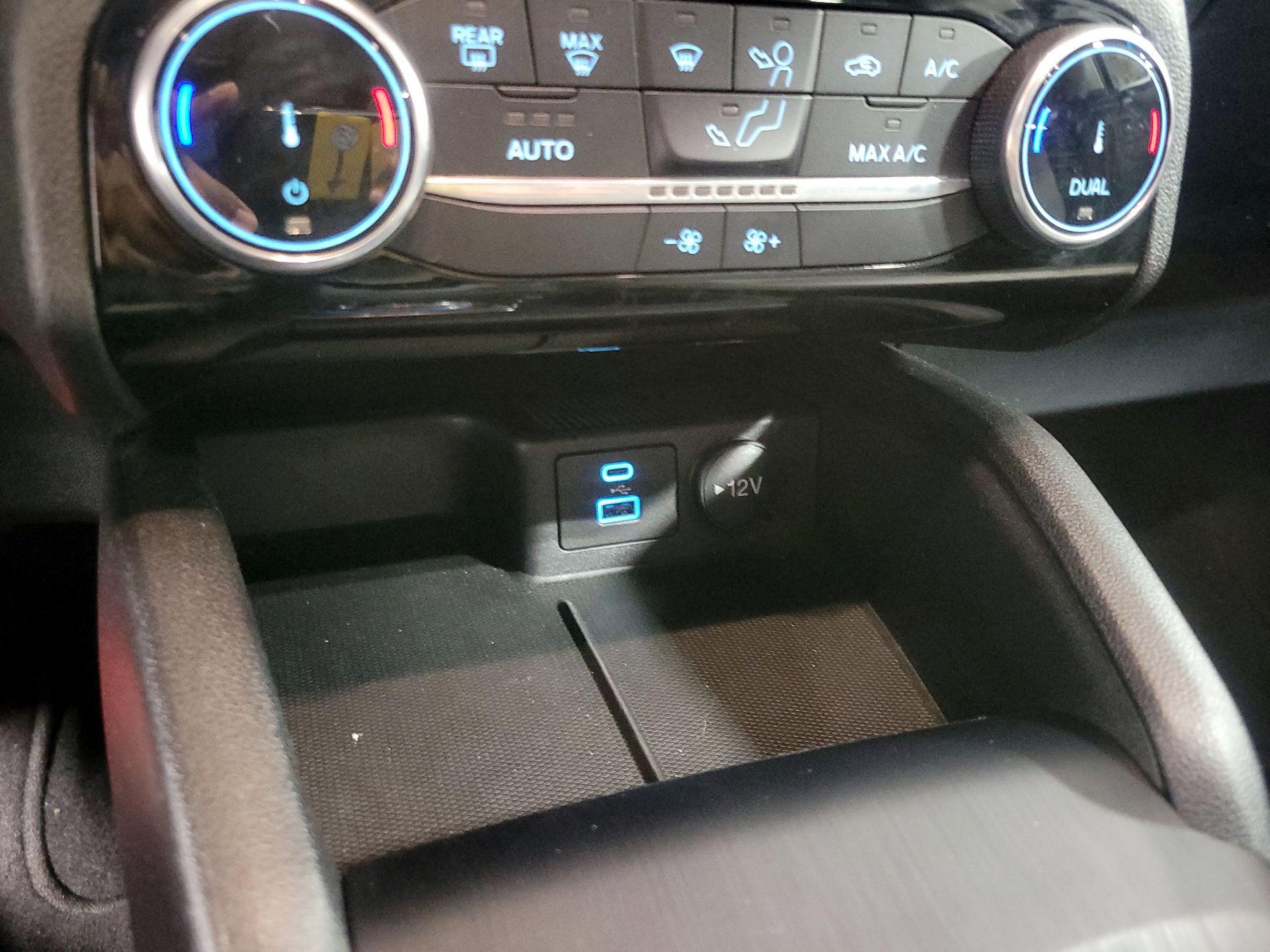 Thumbnail: 2022 Ford Escape - 19